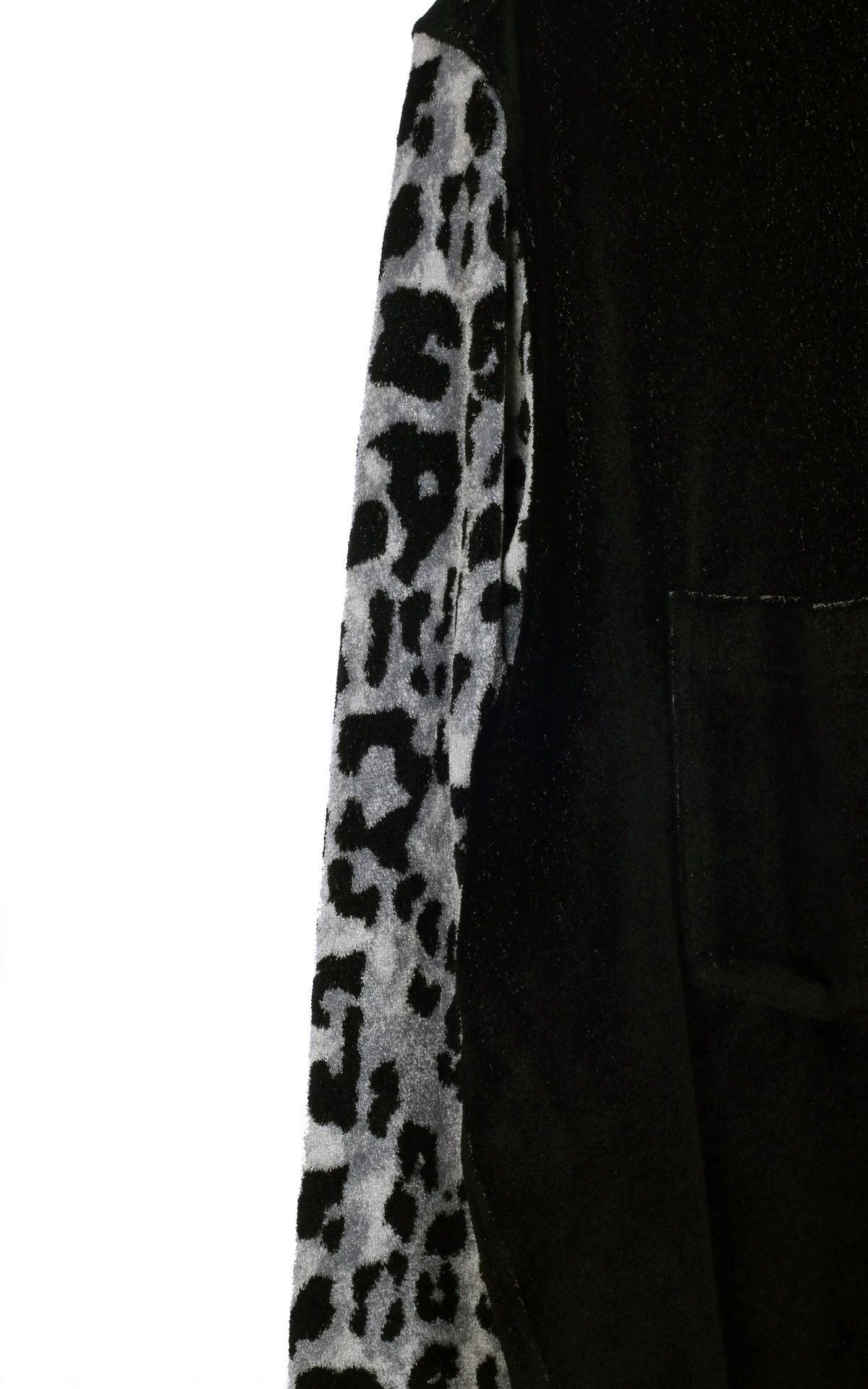 Mastermind Japan MMJ Velvet Skull Emb Leopard-Sleeve Shirt Jkt XXL Sample Size US XXL / EU 58 / 5 - 6 Thumbnail