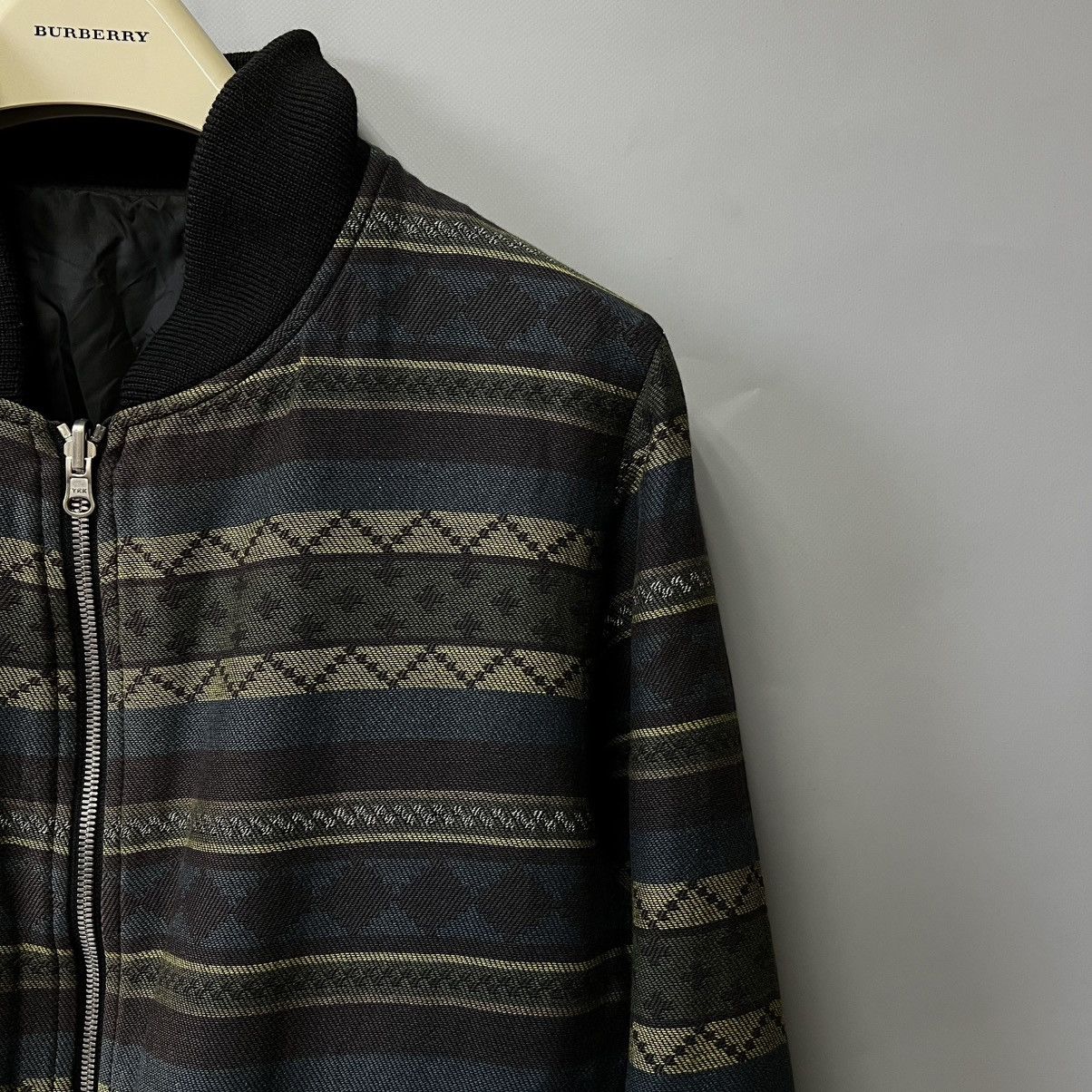A Kind Of Guise A Kind of Guise Two-Sided Bomber Jacket A/W 2013 Rare Size US S / EU 44-46 / 1 - 7 Thumbnail