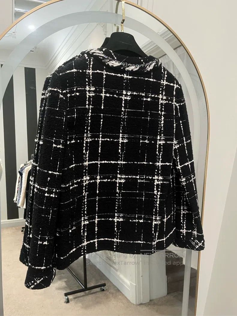 Chanel Chanel 21k black and white plaid tweed coat Size XS / US 0-2 / IT 36-38 - 2 Thumbnail