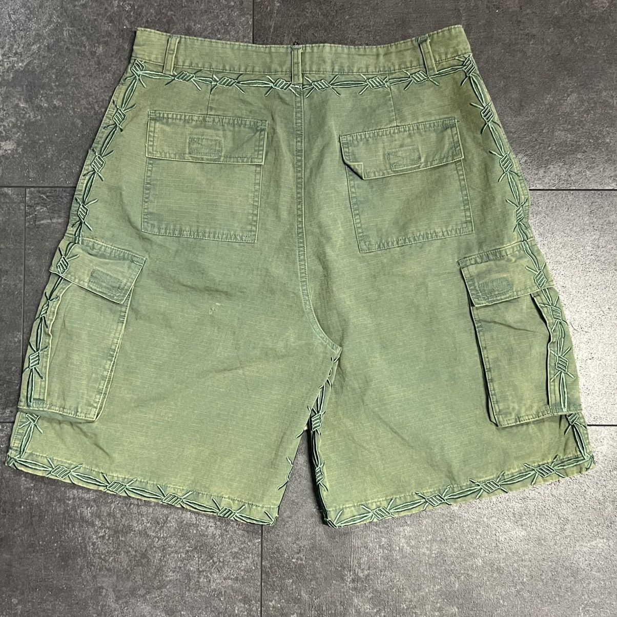 Vale Vale Forever Olive VA-1 Cargo Jorts Size US 32 / EU 48 - 2 Thumbnail