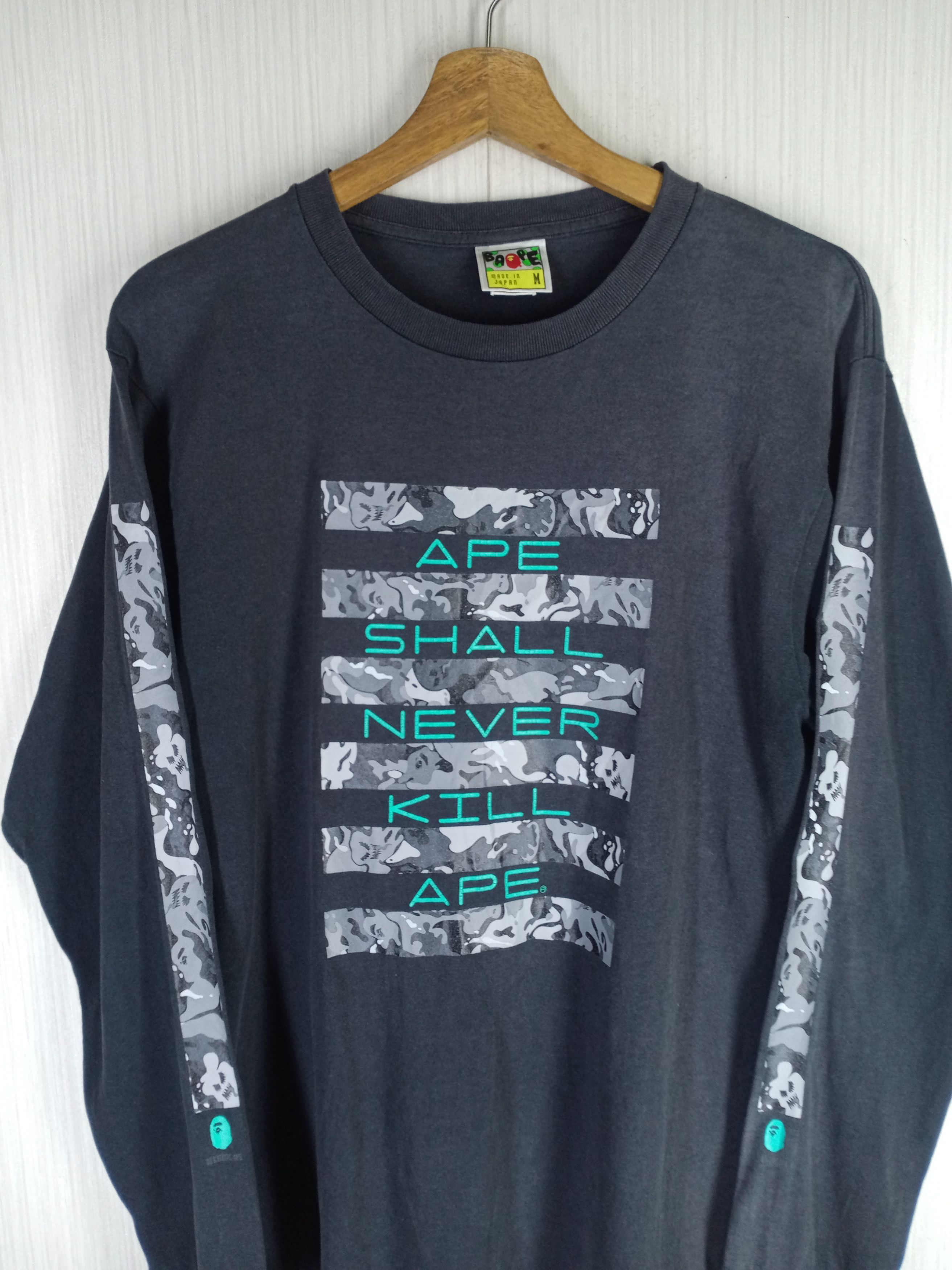 Bape Vintage BAPE Ape Shall Never Kill Ape Long Sleeve Tshirt Size US M / EU 48-50 / 2 - 4 Thumbnail