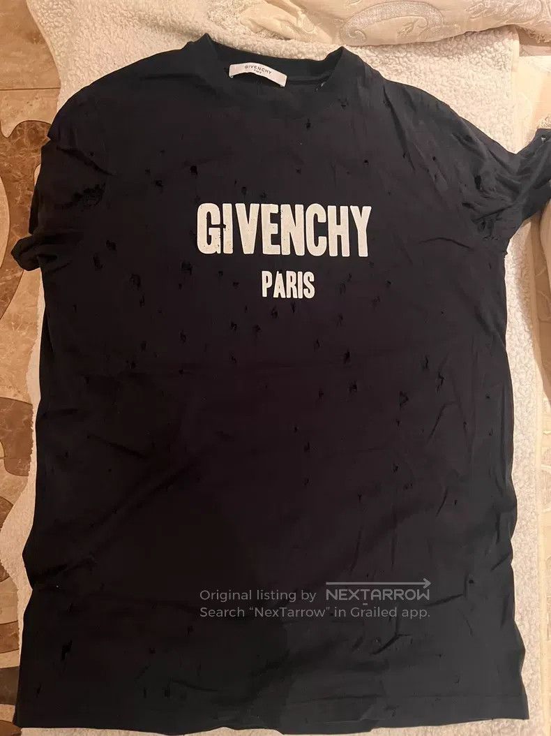 Givenchy Givenchy Distressed Hole T-Shirt Size US XS / EU 42 / 0 - 1 Thumbnail