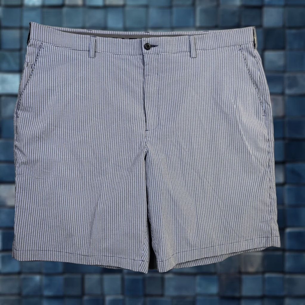 PGA Tour PGA TOUR Golf Shorts Plaid Blue Black Pocket Size 42 Chino Men Regular Waist Slash Pocket Vintage No N/A Size US 42 / EU 58 - 1 Thumbnail
