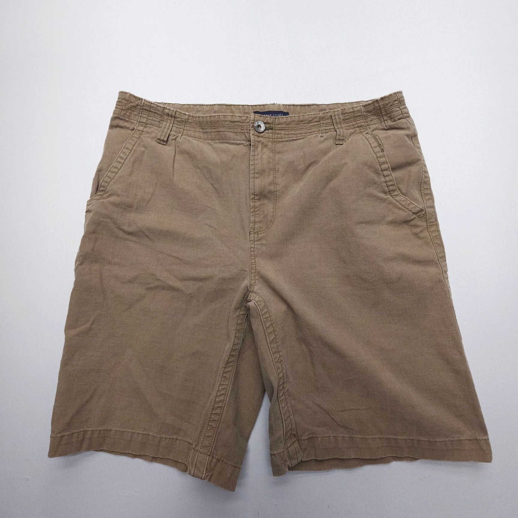 Tommy Hilfiger Tommy Hilfiger Chino Shorts Mens 38 Brown Baggy Flap Pockets 2008 Size US 38 / EU 54 - 2 Thumbnail