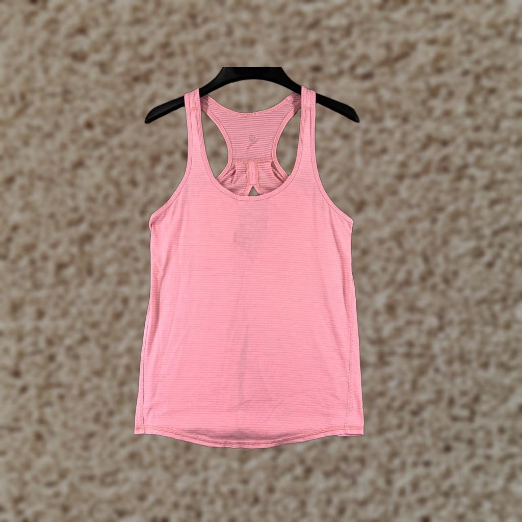 Lululemon Lululemon Shirt Women 6 Pink Stripe Racerback Keyhole Back Tank Sleeveless Fitness Gym Workout Vintage: No Size M / US 6-8 / IT 42-44 - 1 Thumbnail