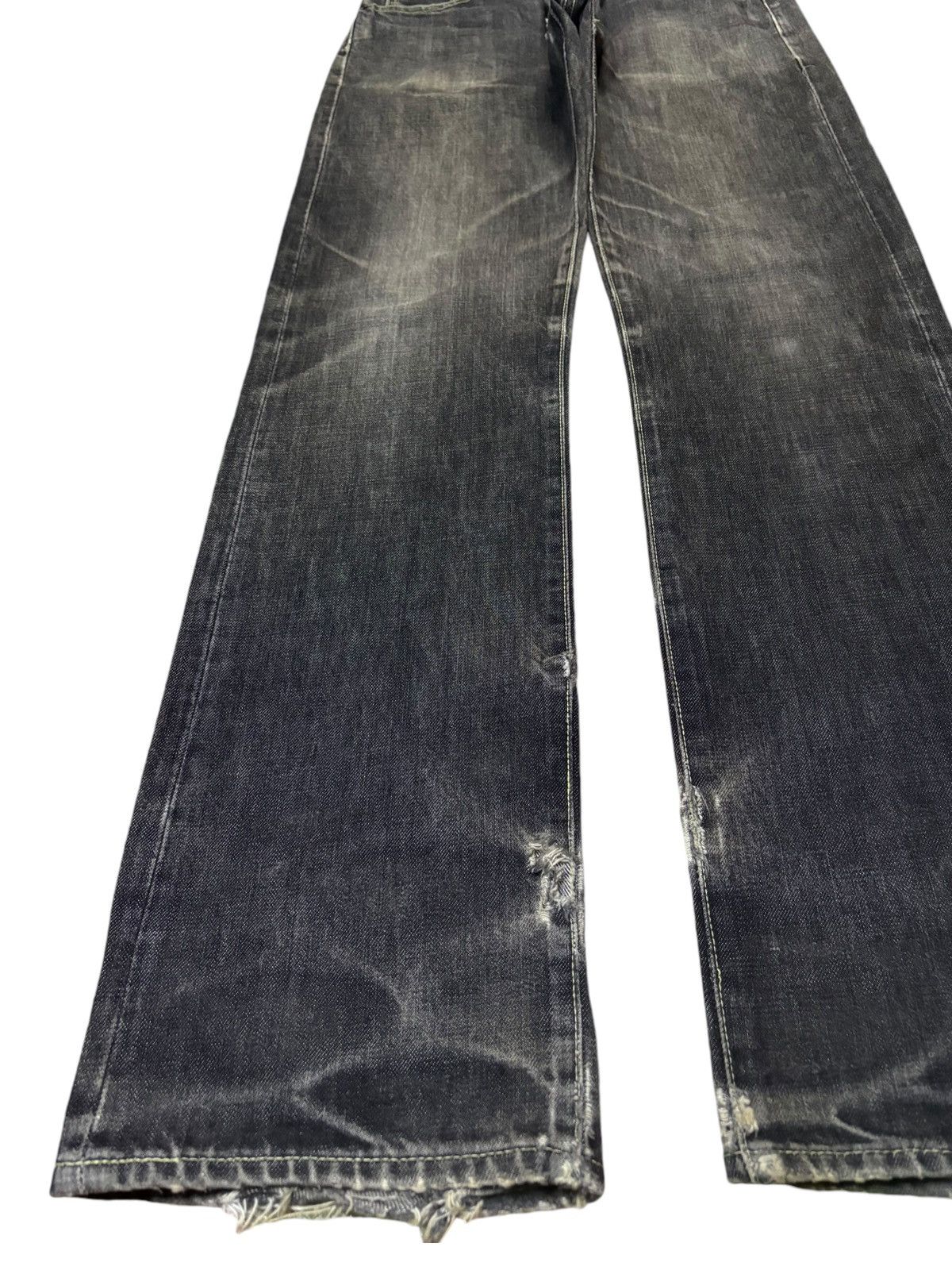 Japanese Brand Vintage Japanese Brand Rusty Wash Distressed Baggy Jeans Size US 31 - 6 Thumbnail