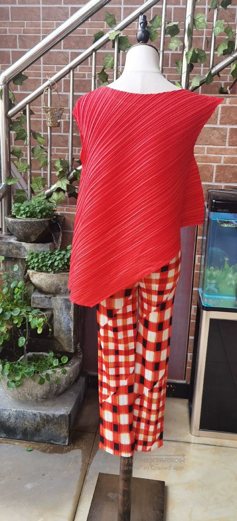 Issey Miyake Issey Miyake Red Irregular Tank Top Size L / US 10 / IT 46 - 2 Thumbnail