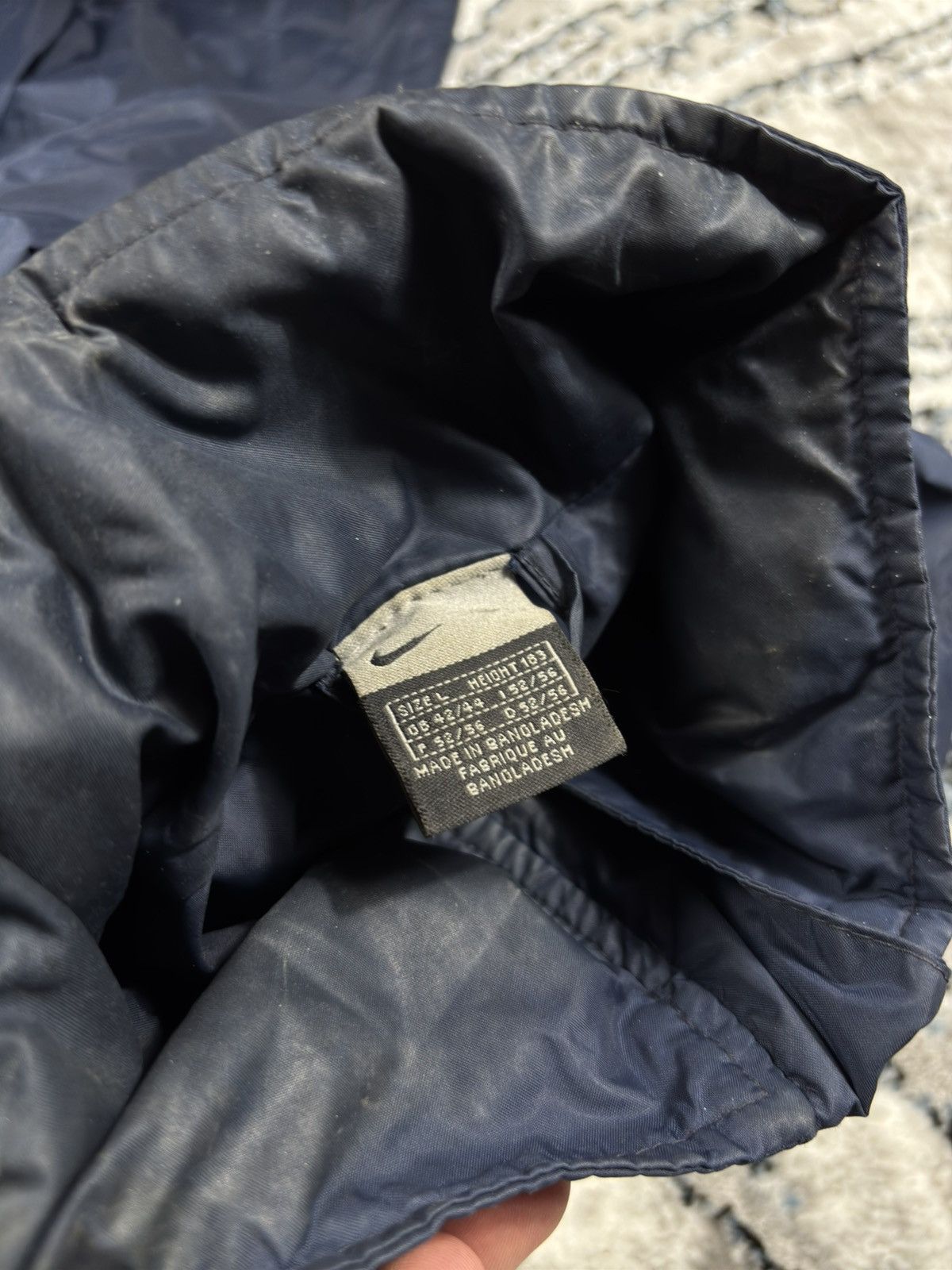 Nike Vintage 00s Nike Small Logo Drill Nylon Track Jacket size L Size US L / EU 52-54 / 3 - 6 Thumbnail