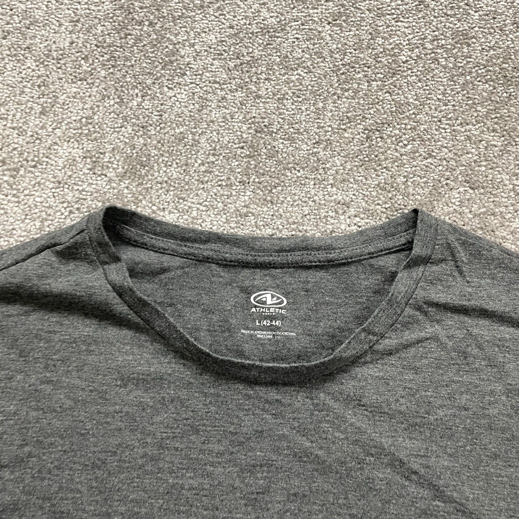 Athletic Works Athletic Works Driworks Basic Tee T-Shirt Mens Large Gray Long Sleeve Active Top Era Classic Sports Shirt Men? Size US L / EU 52-54 / 3 - 5 Thumbnail