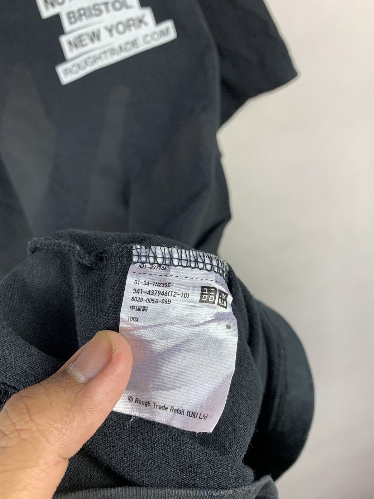 Band Tees × Uniqlo Steals! Uniqlo Rough Trade Record Stores Tee Size US XL / EU 56 / 4 - 5 Thumbnail