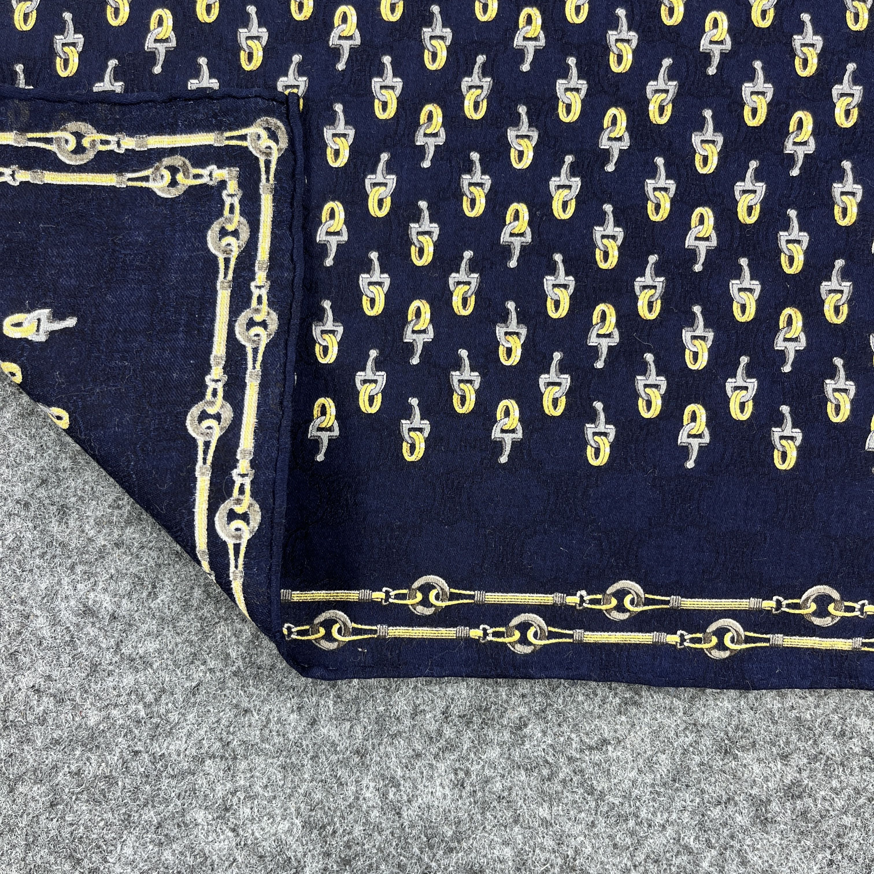 Vintage Celine Handkerchief / Bandana / Neckerchief B1527 Size ONE SIZE - 3 Thumbnail