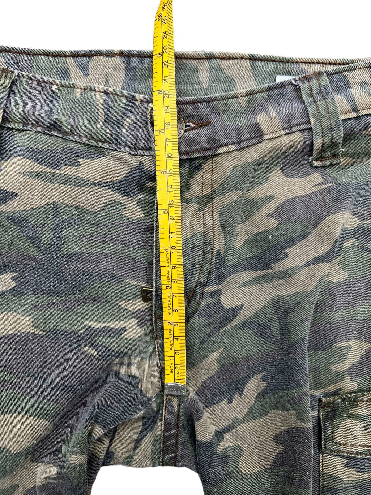 semanticdesign SD Flare Japan Multipocket Camo Lowrise Pants 31x33 Size US 31 - 12 Thumbnail