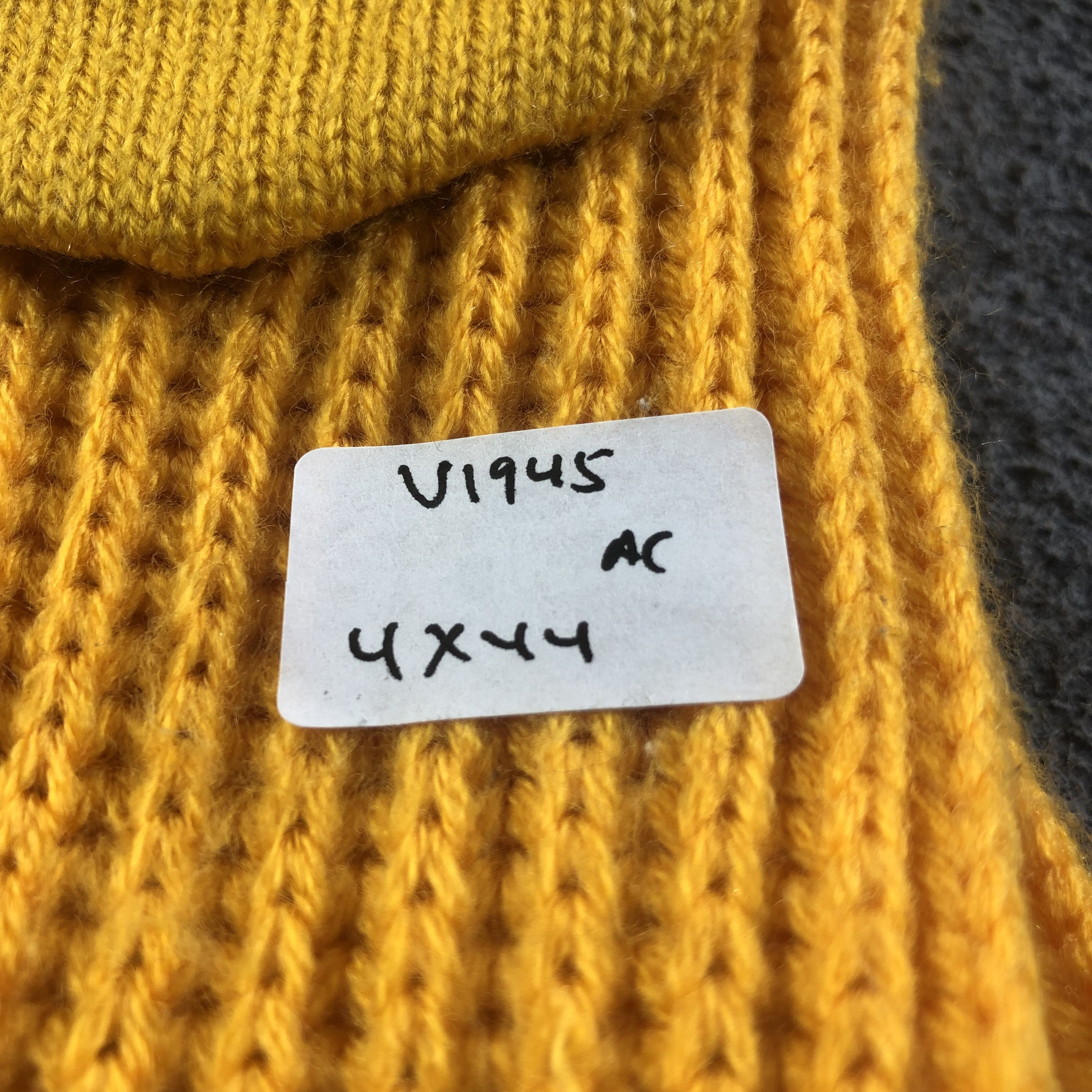 Anime Hamutaro Characters Knit Scarf Muffler V1945 Size ONE SIZE - 9 Thumbnail