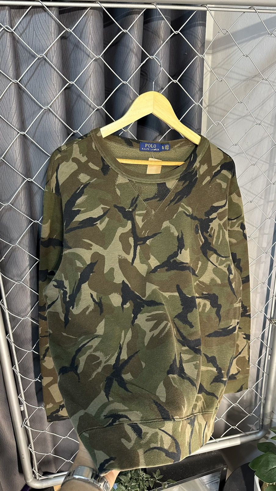 Polo Ralph Lauren Polo Ralph Lauren Camo Crewneck Sweatshirt Camouflage Size US XL / EU 56 / 4 - 2 Thumbnail