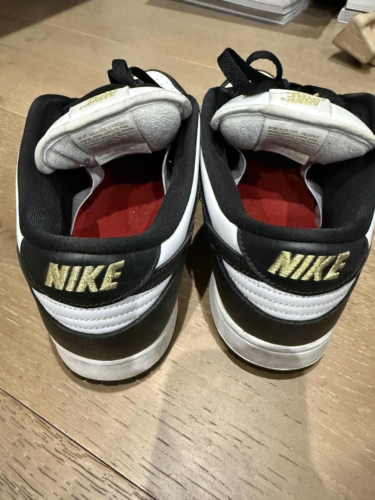 Nike × Supreme Supreme x Nike SB dunk low OG Size US 10 / EU 43 - 4 Thumbnail