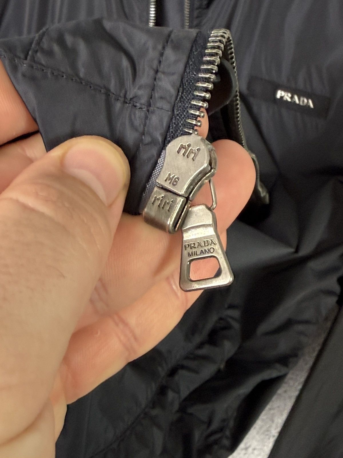 Prada Prada Navy Nylon Hooded Zip Jacket Metal Logo Men’s Size L Size US L / EU 52-54 / 3 - 22 Thumbnail