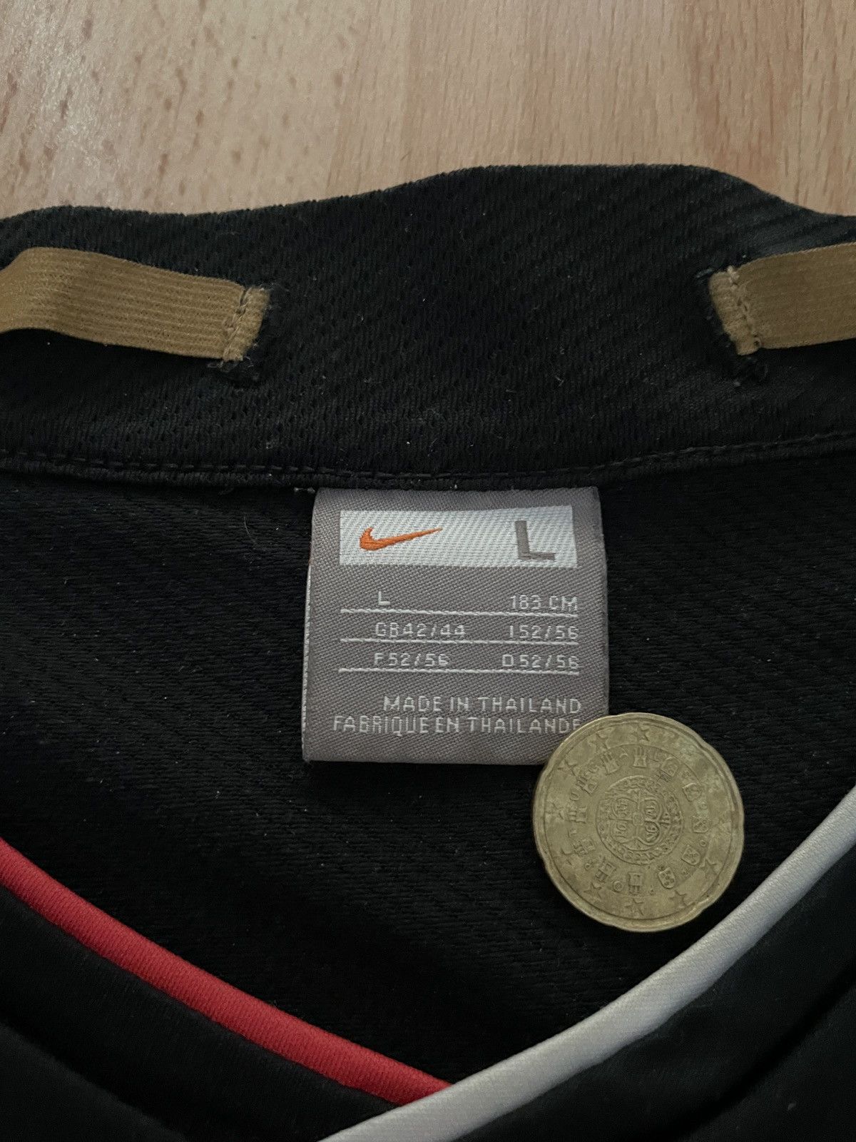 Nike RONALDINHO #10 NIKE Shirt size L Size US L / EU 52-54 / 3 - 4 Thumbnail