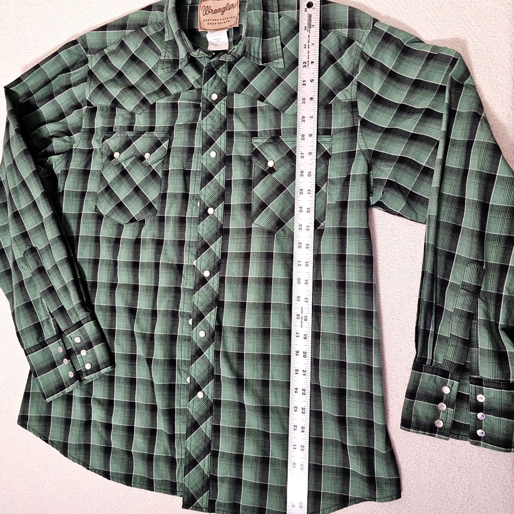 Wrangler VINTAGE Wrangler Western Shirt Mens L Green Plaid Snap Size US L / EU 52-54 / 3 - 5 Thumbnail