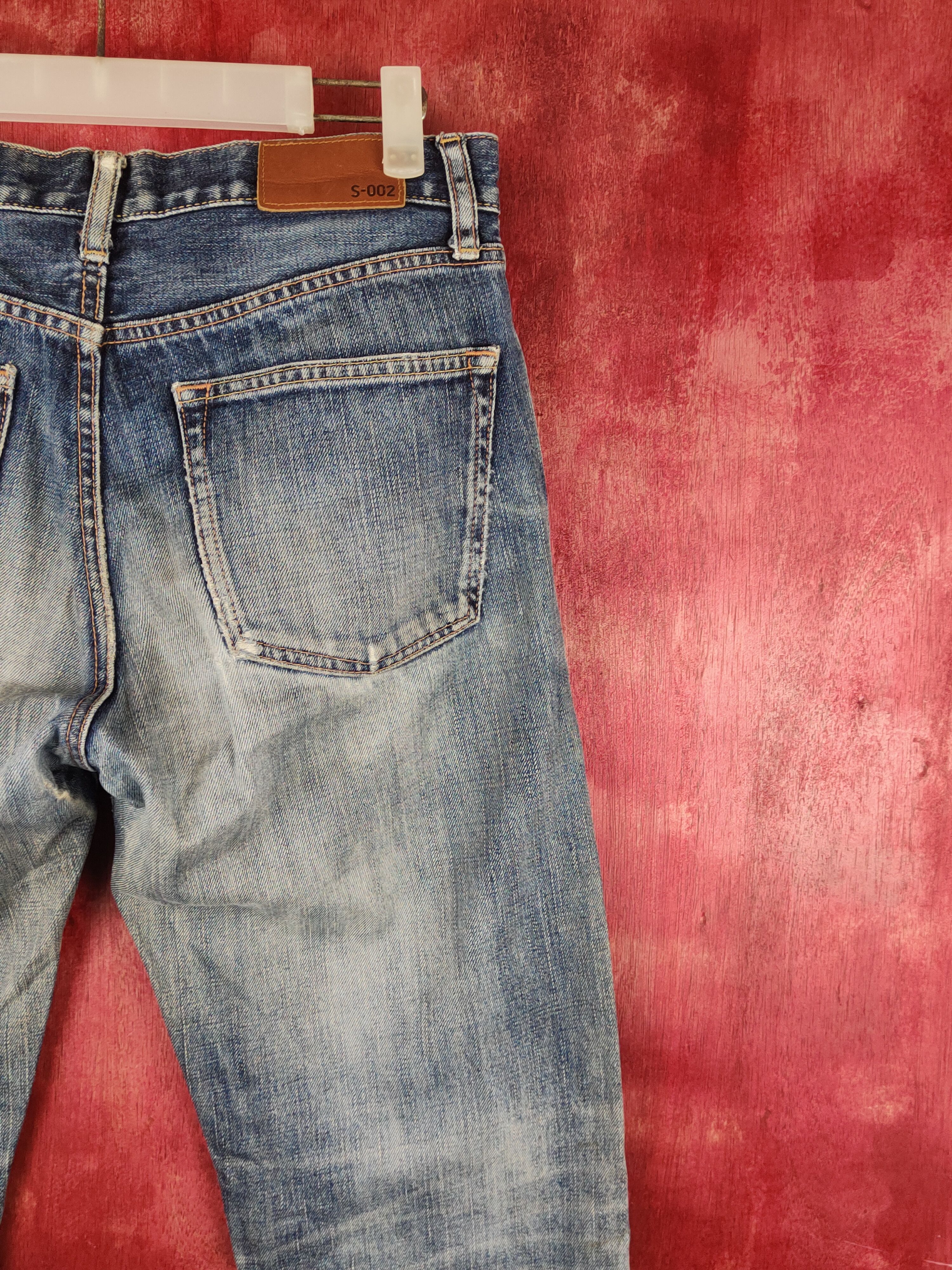 Japanese Brand Uniqlo Blue Faded Distressed ripped japan vtg Denim #S1549 Size US 30 / EU 46 - 11 Thumbnail