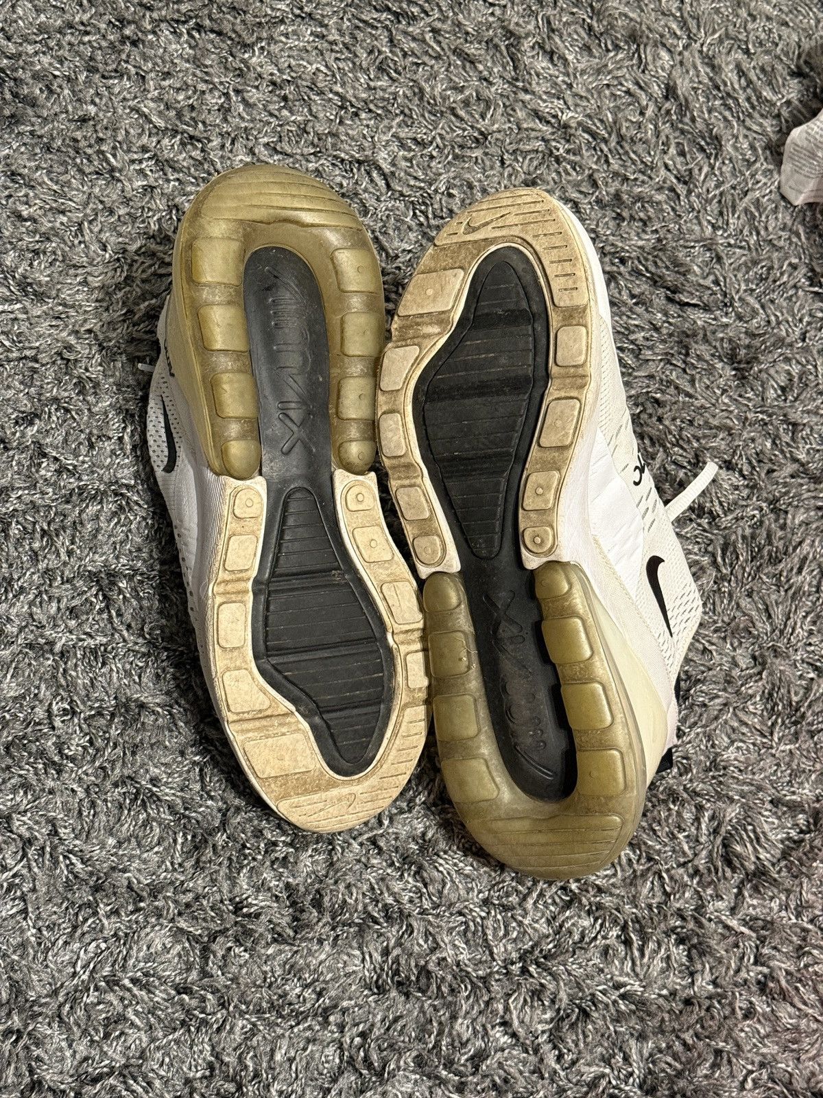 Nike Nike AirMax 270 Size US 8 / EU 41 - 5 Thumbnail
