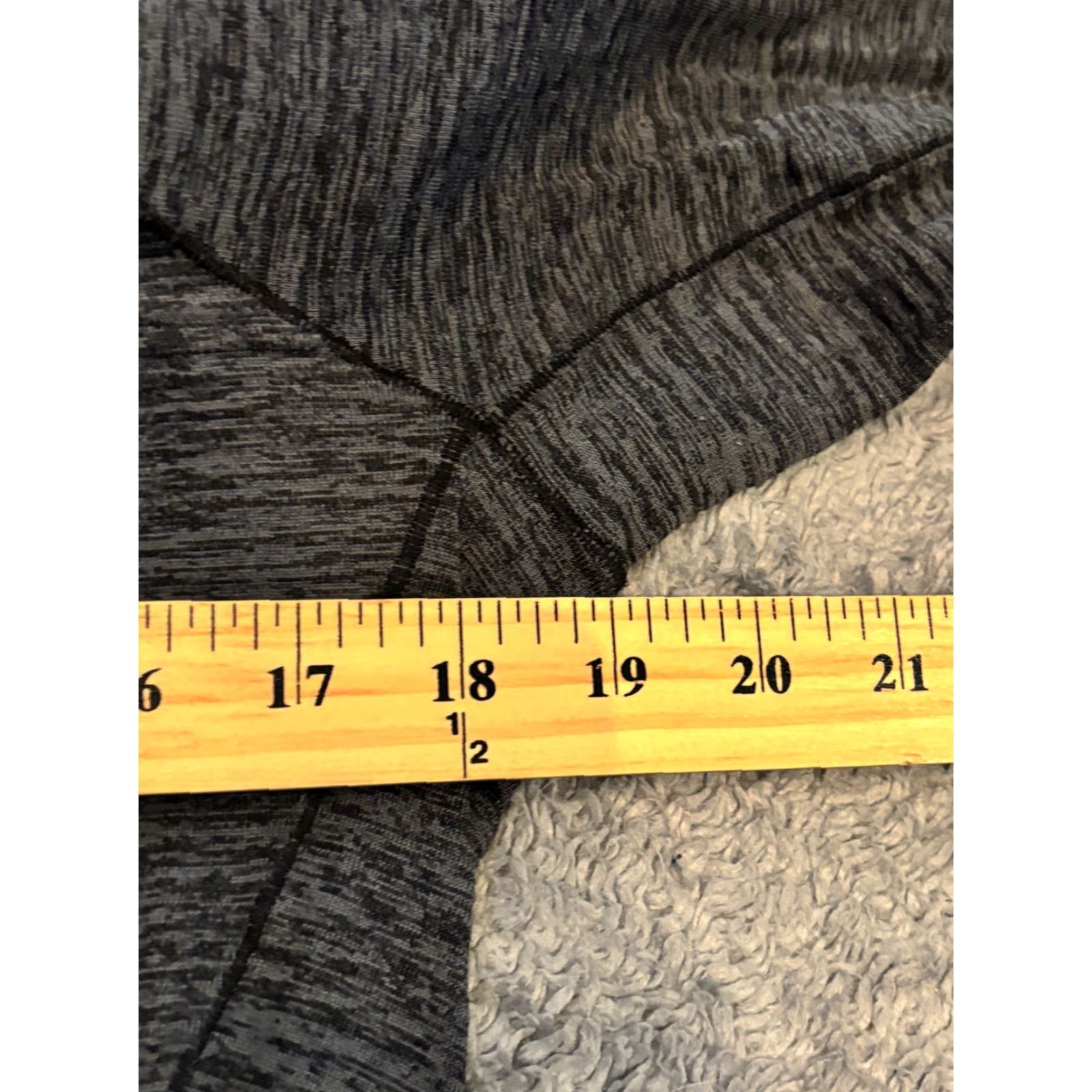 Nike VINTAGE Nike Dri-Fit Element Sphere 1/2 Zip Pullover Womens Small Gray Athletic 852337 Size S / US 4 / IT 40 - 3 Thumbnail