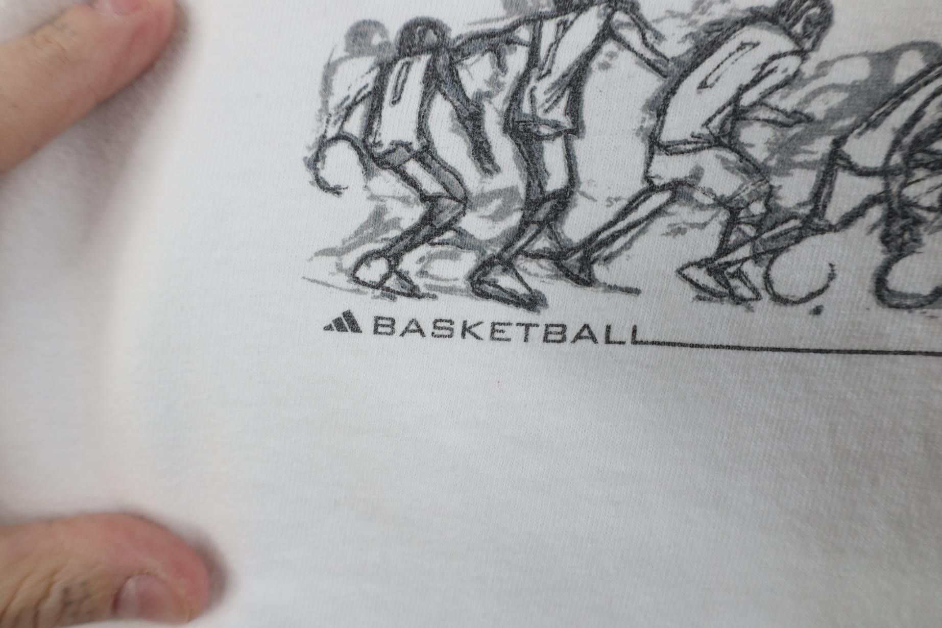 Adidas Vintage 90s Adidas Basketball Sketch T-Shirt White Cotton Size US M / EU 48-50 / 2 - 5 Thumbnail