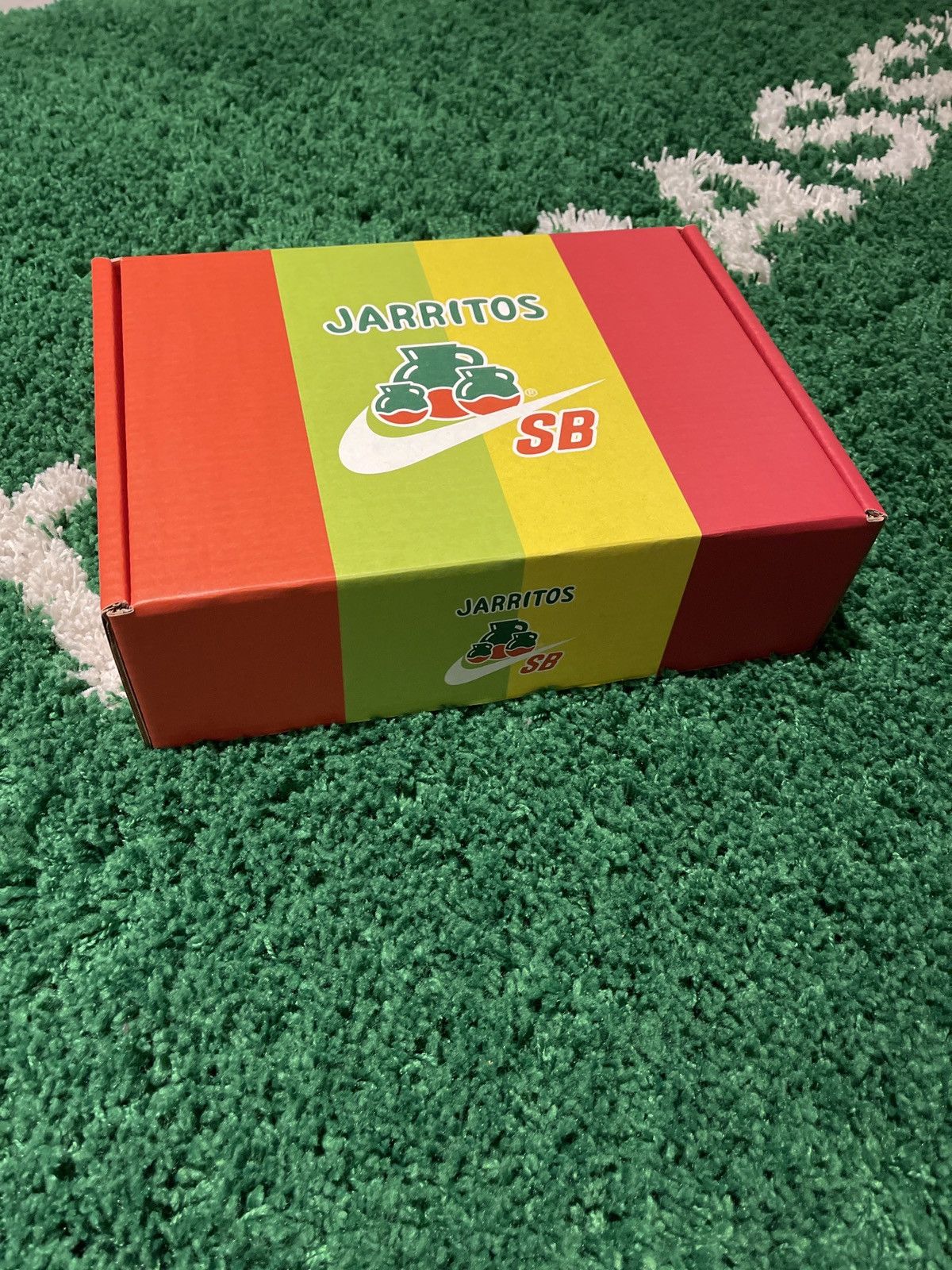 Nike Nike SB x Jarritos Special Soda Box | Grailed