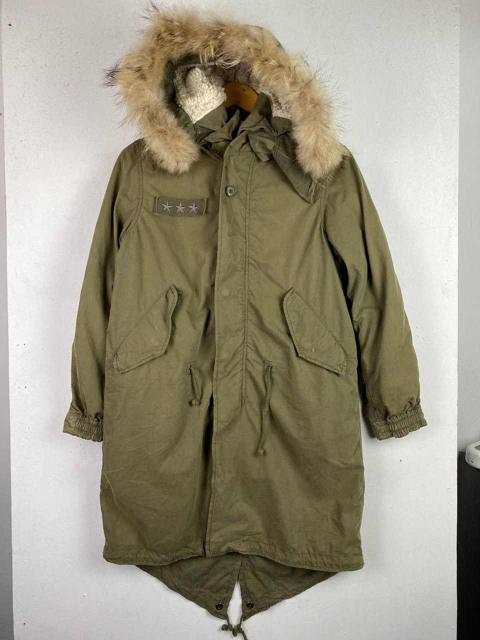 image of Avant Garde x Avirex Fishtail Parka Flight Garment Specification in Army Green, Men's (Size Small)