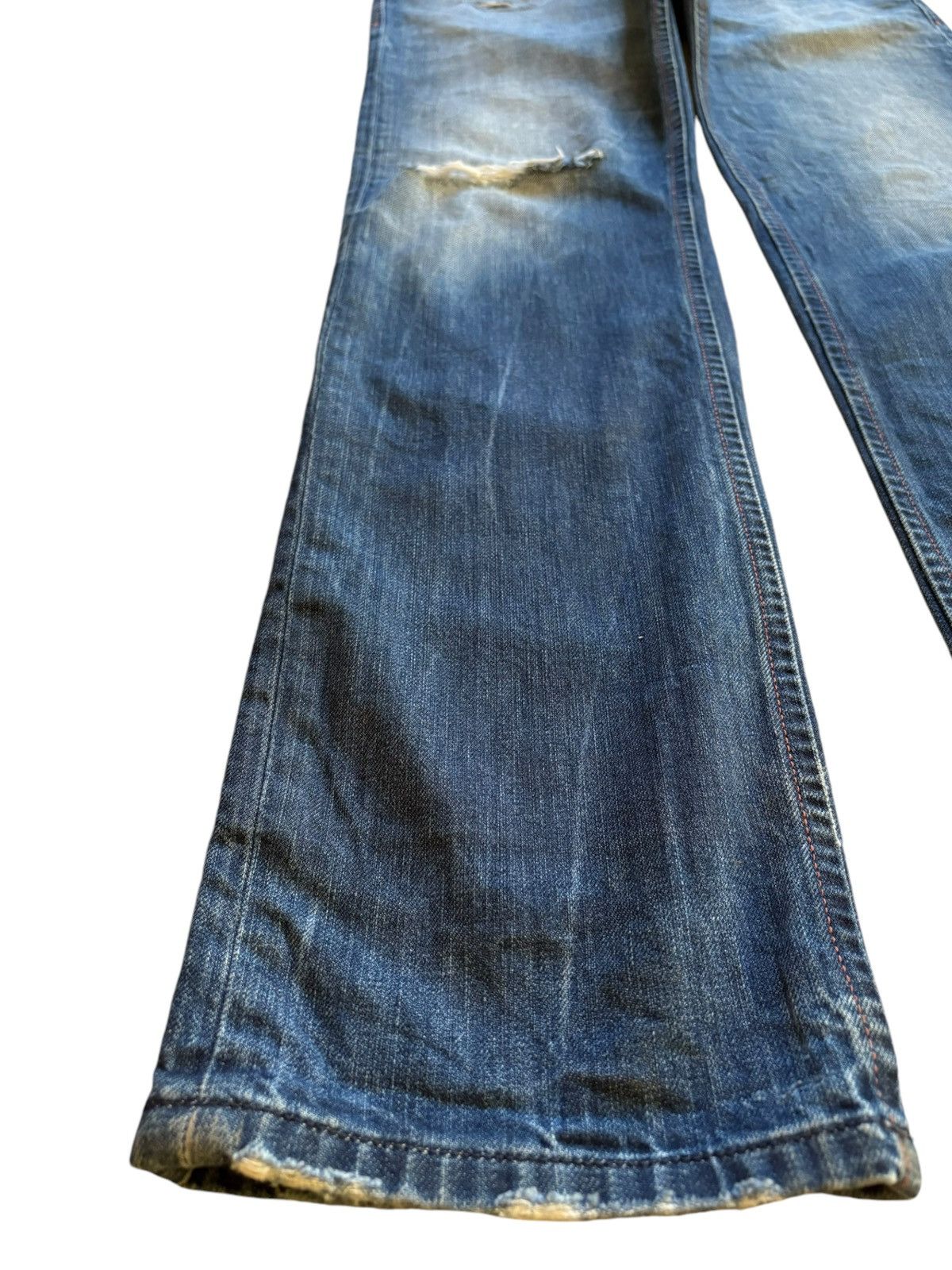 Diesel × Diesel Black Gold Vintage Diesel Faded Blue Wash Distressed Slim Jeans Size US 34 / EU 50 - 6 Thumbnail