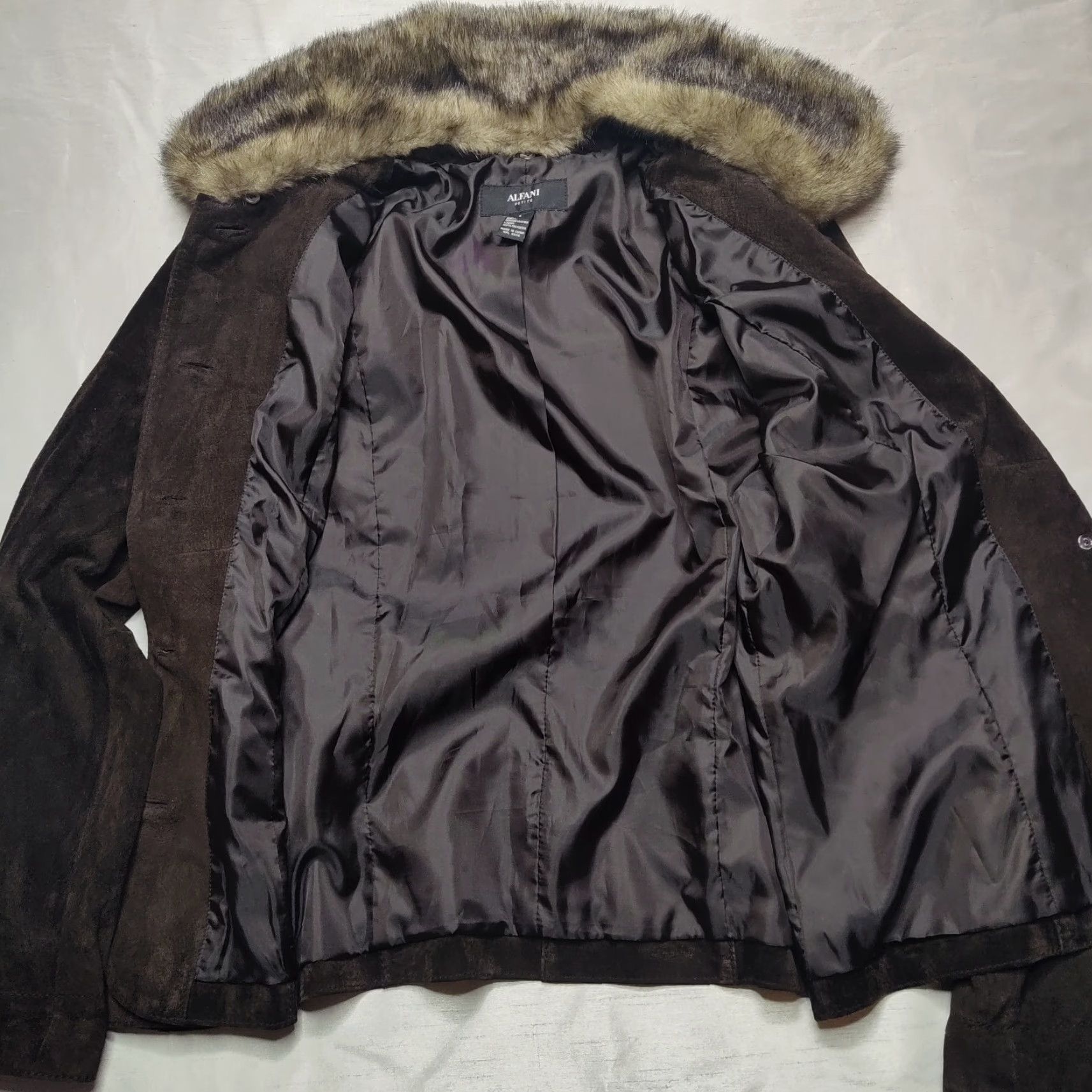 Alfani ALFANI Women Petites Large Brown Removable Fur Collar Leather Jacket EUC Jacket Womens Petites Brown Removable Fur Collar Leather Jacket ALFANI Size L / US 10 / IT 46 - 2 Thumbnail