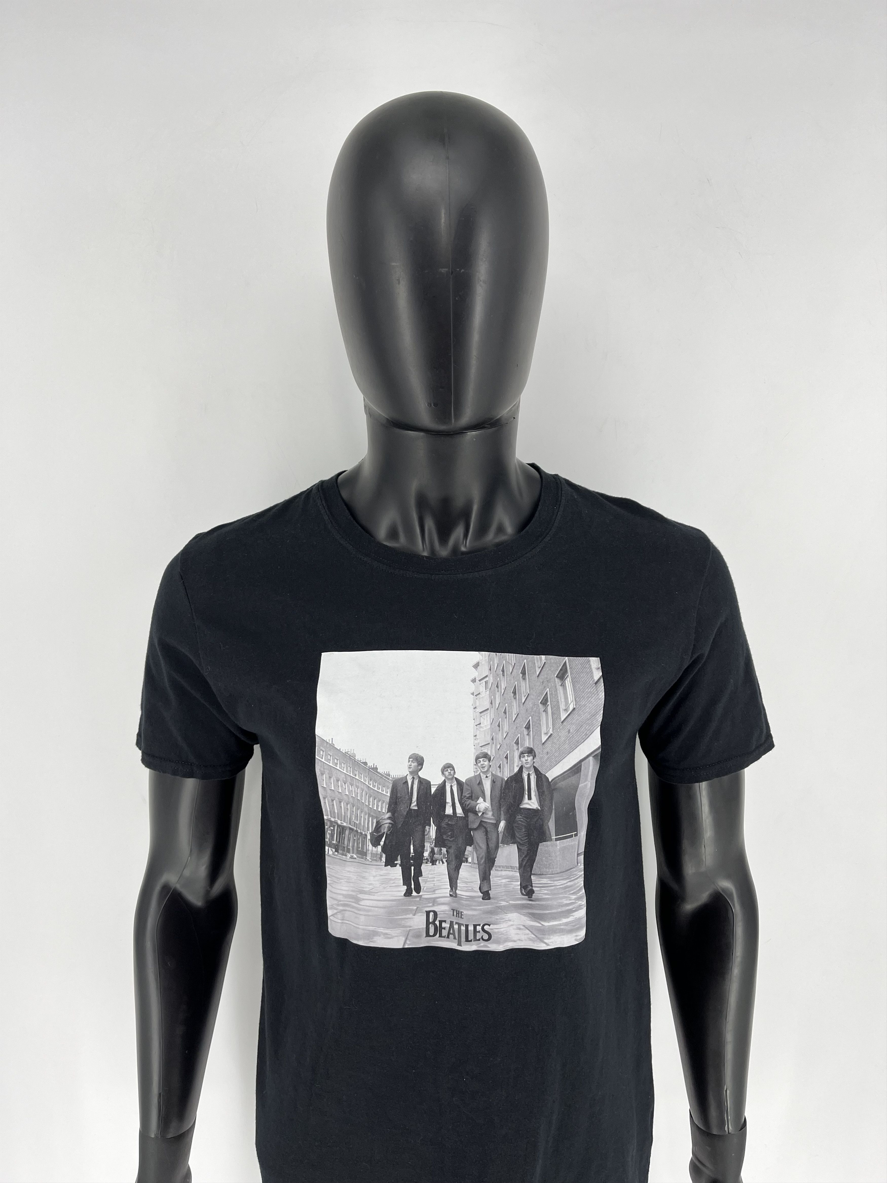 Band Tees Vintage Y2K The Beatles Submarine Thrashed Rock Streetwear Size US M / EU 48-50 / 2 - 5 Thumbnail