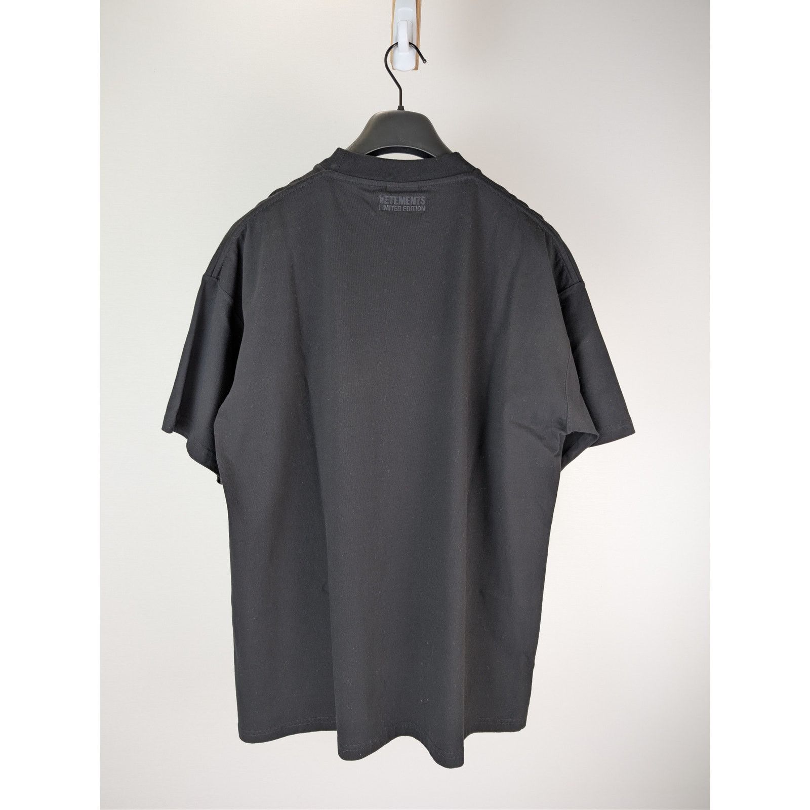 Bottega Veneta o1rshd1 Vetements Cotton T-Shirt in Black Size US M / EU 48-50 / 2 - 16 Thumbnail