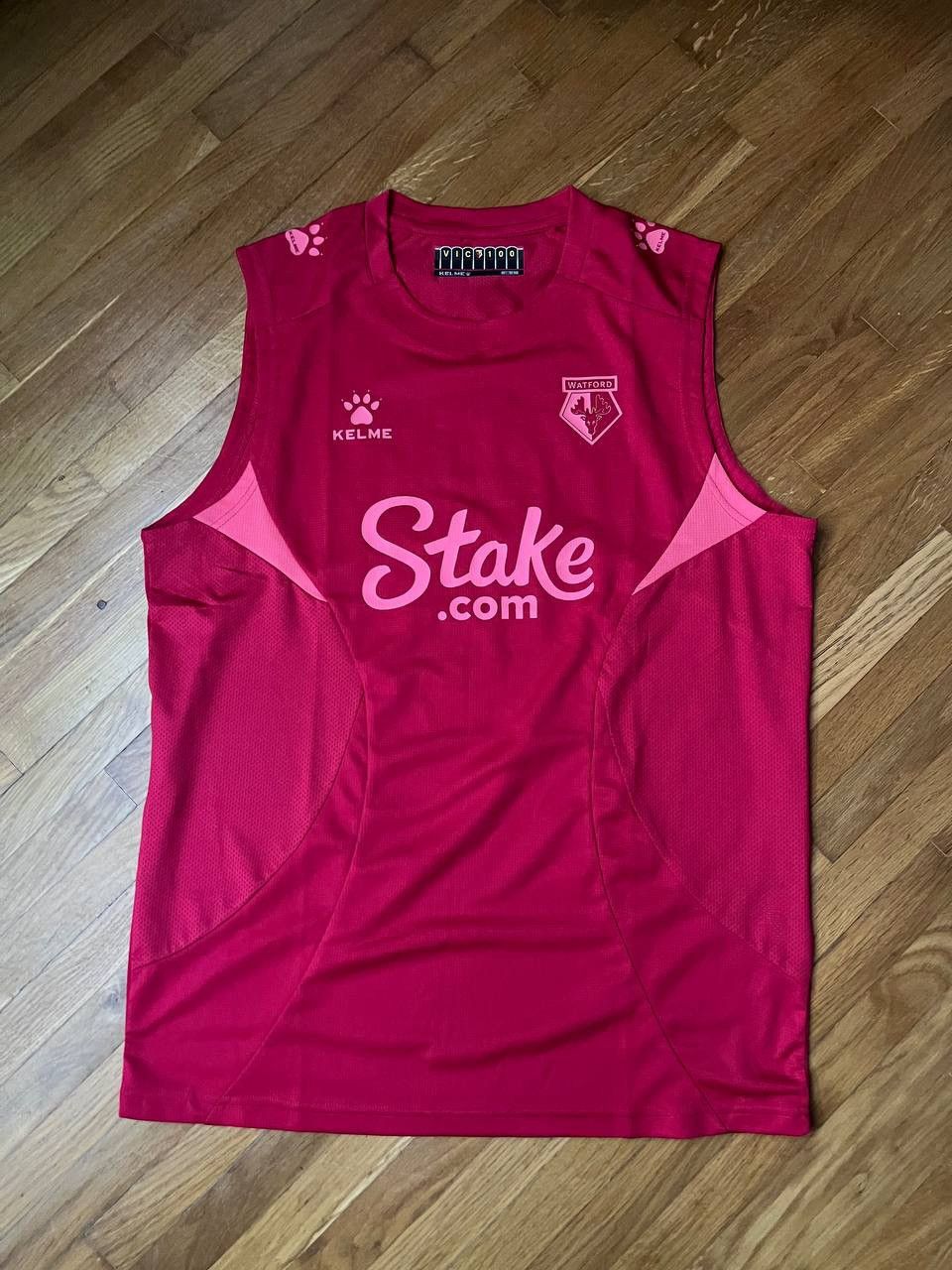Designer Kelme Watford FC tank top Size US L / EU 52-54 / 3 - 1 Thumbnail