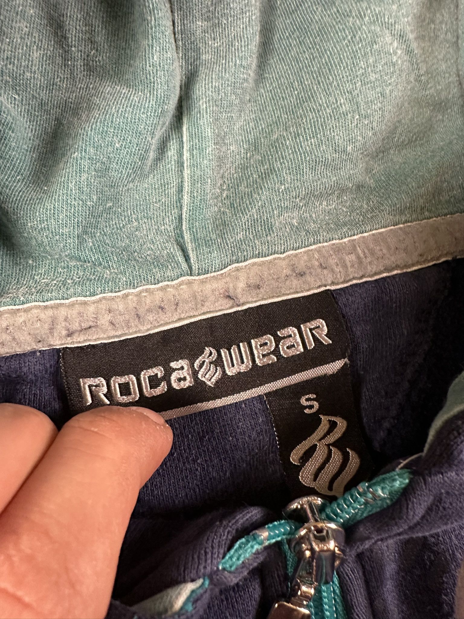 Rocawear Vintage Crazy Y2k Rocawear Fullprint Hiphop Rap Zip Hoodie Size US S / EU 44-46 / 1 - 14 Thumbnail
