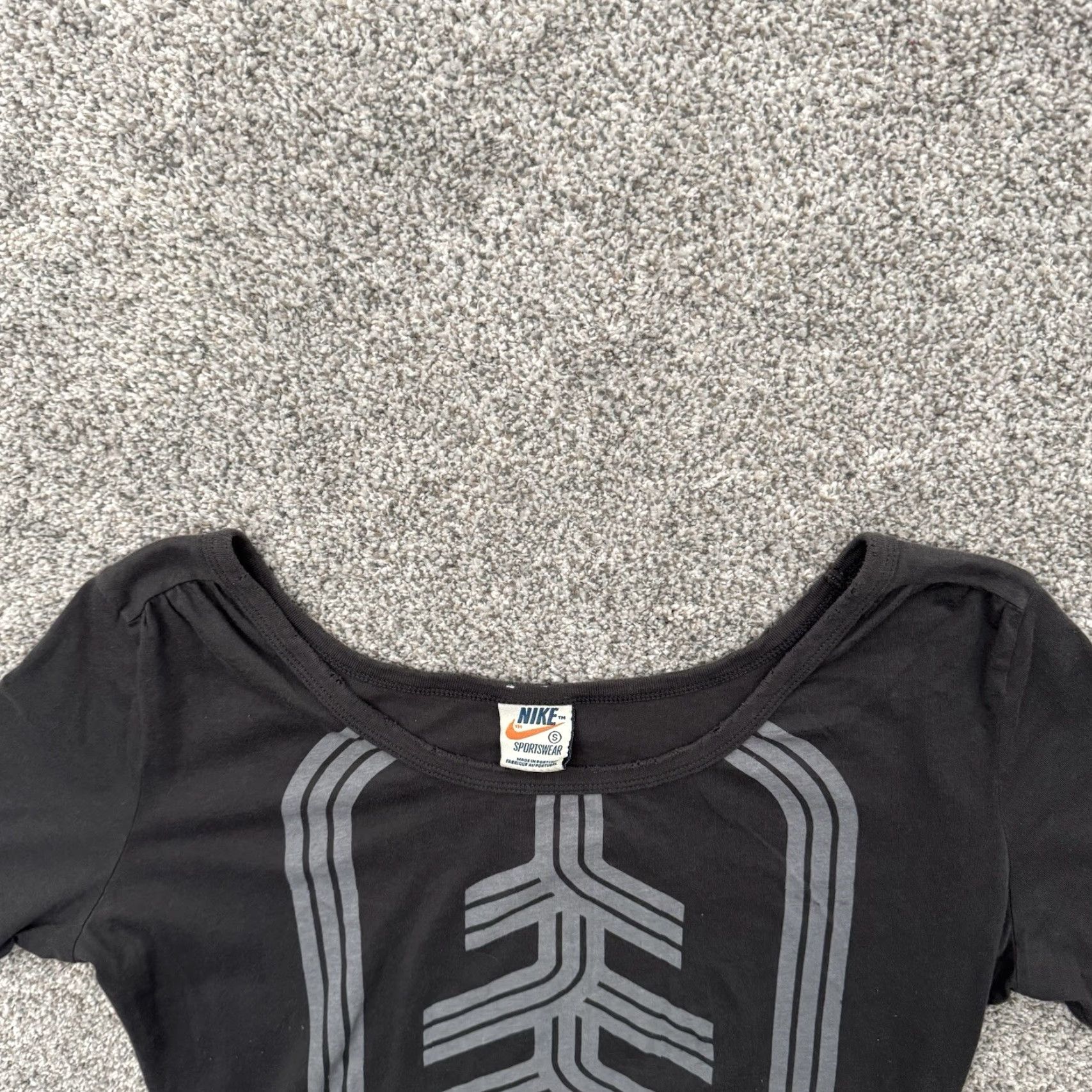 Nike Nike Womens Shirt Small Destroyed Grunge Running Oregon Track Club Limited Issue Shirt Women S Dark Gray 70s 80s Grunge Hipster Running & Jogging Size S / US 4 / IT 40 - 5 Thumbnail