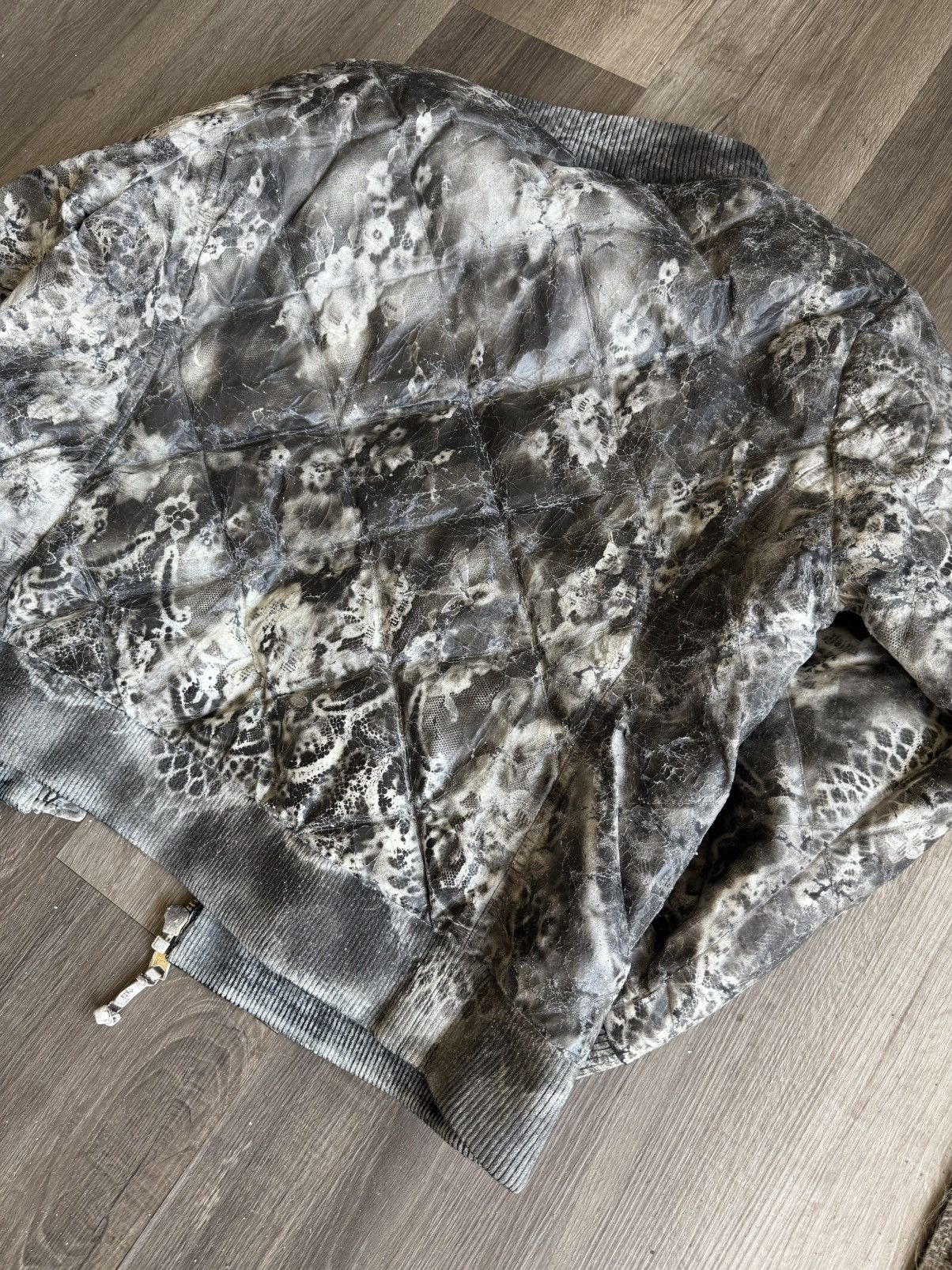 Other Sexy Print Down Skyliner Bomber Size US L / EU 52-54 / 3 - 7 Thumbnail