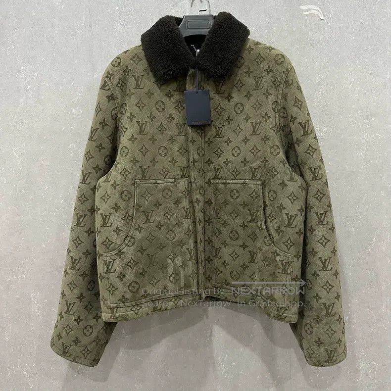 Louis Vuitton Louis Vuitton Dark Brown Full Print Fur One Piece Fur Coll Size US L / EU 52-54 / 3 - 1 Thumbnail