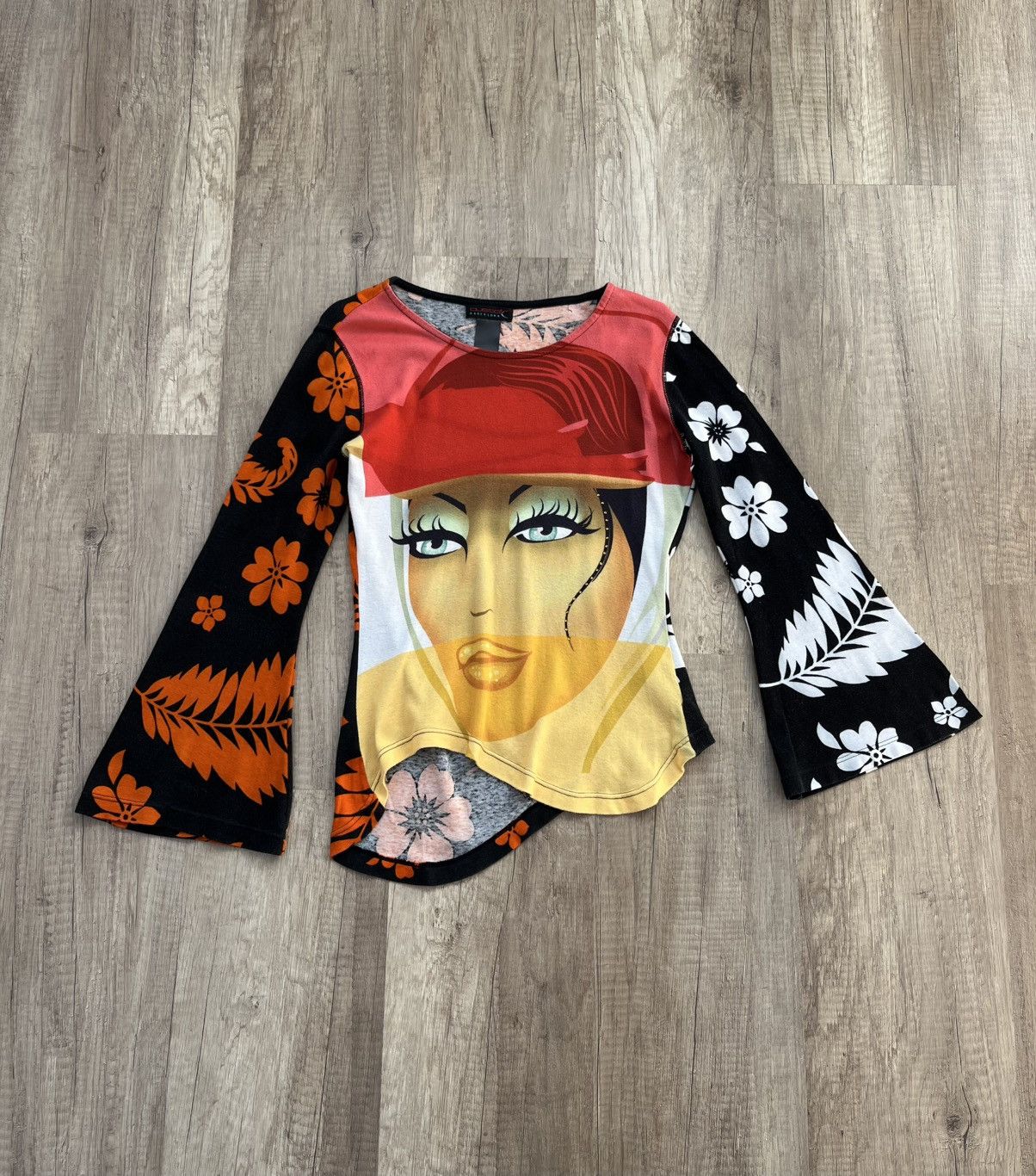 Custo Barcelona × Vintage Custo Barcelona Vintage Graphic Printed Top Size L Size L / US 10 / IT 46 - 1 Thumbnail