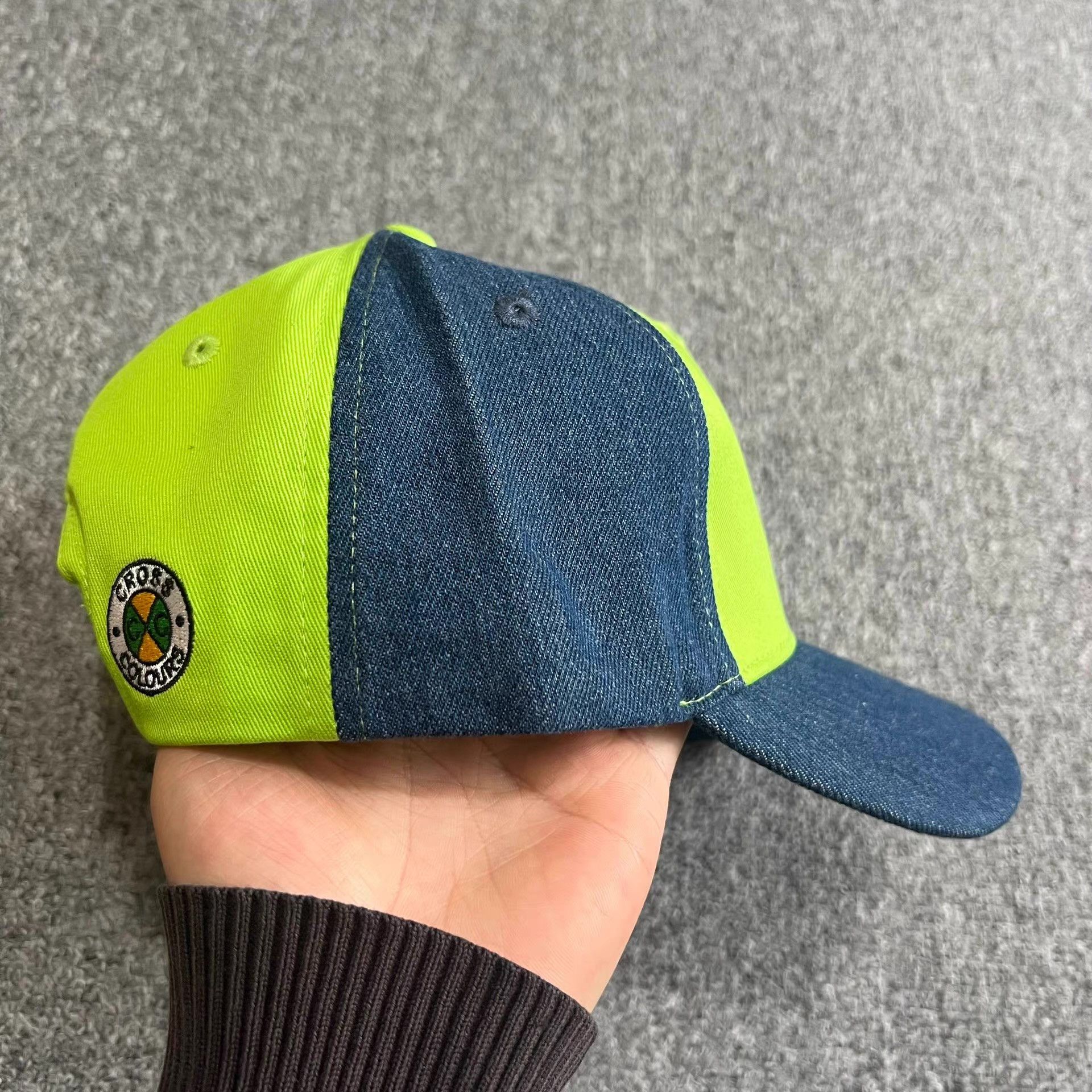 Cross Colours Cross Colours EmbroideredCurvedBrimBaseball Cap / Sun Hat。Q7 Size ONE SIZE - 8 Thumbnail