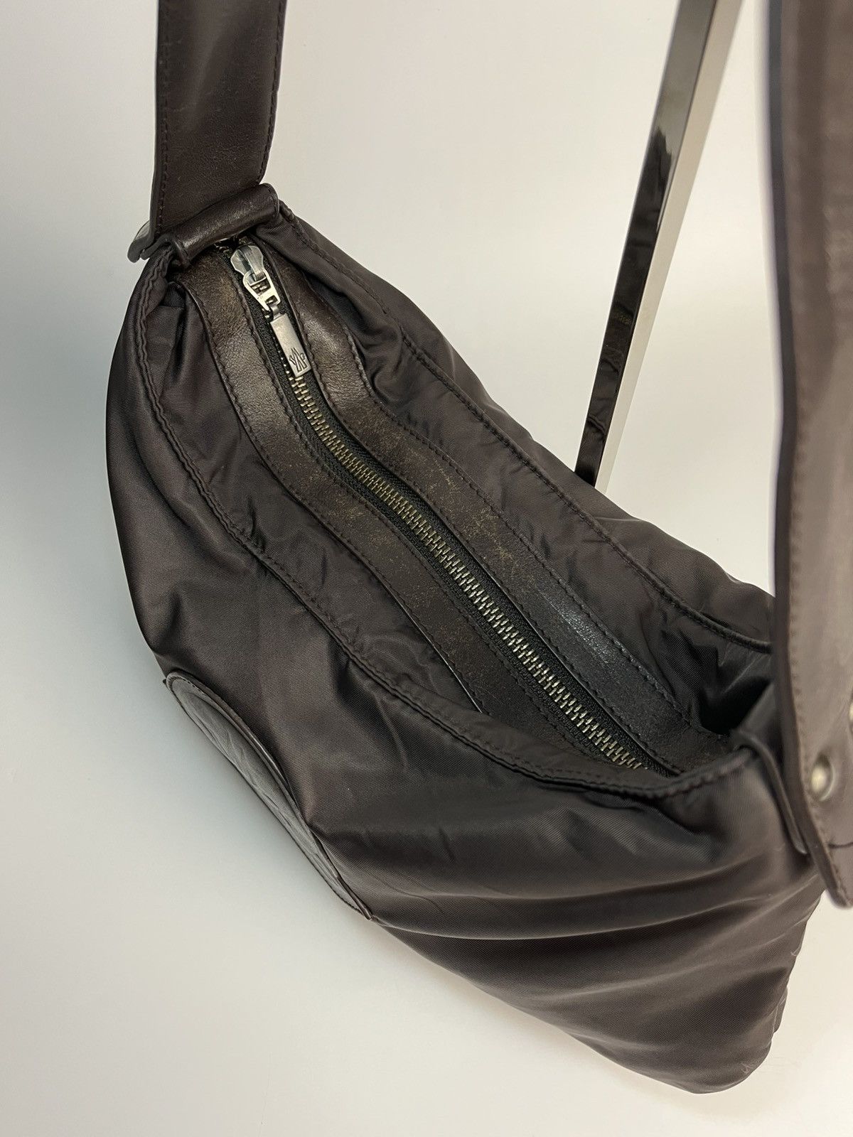 Moncler Moncler 2006 Nylon Shoulder Bag in Brown Size ONE SIZE - 8 Thumbnail