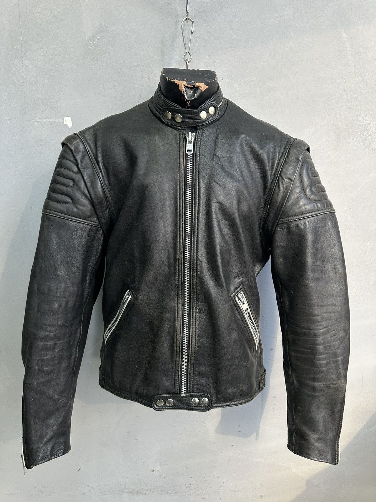 Harley Davidson Vintage Leather Jacket Metal Racing Moto Schott Avantgarde Size US M / EU 48-50 / 2 - 1 Thumbnail