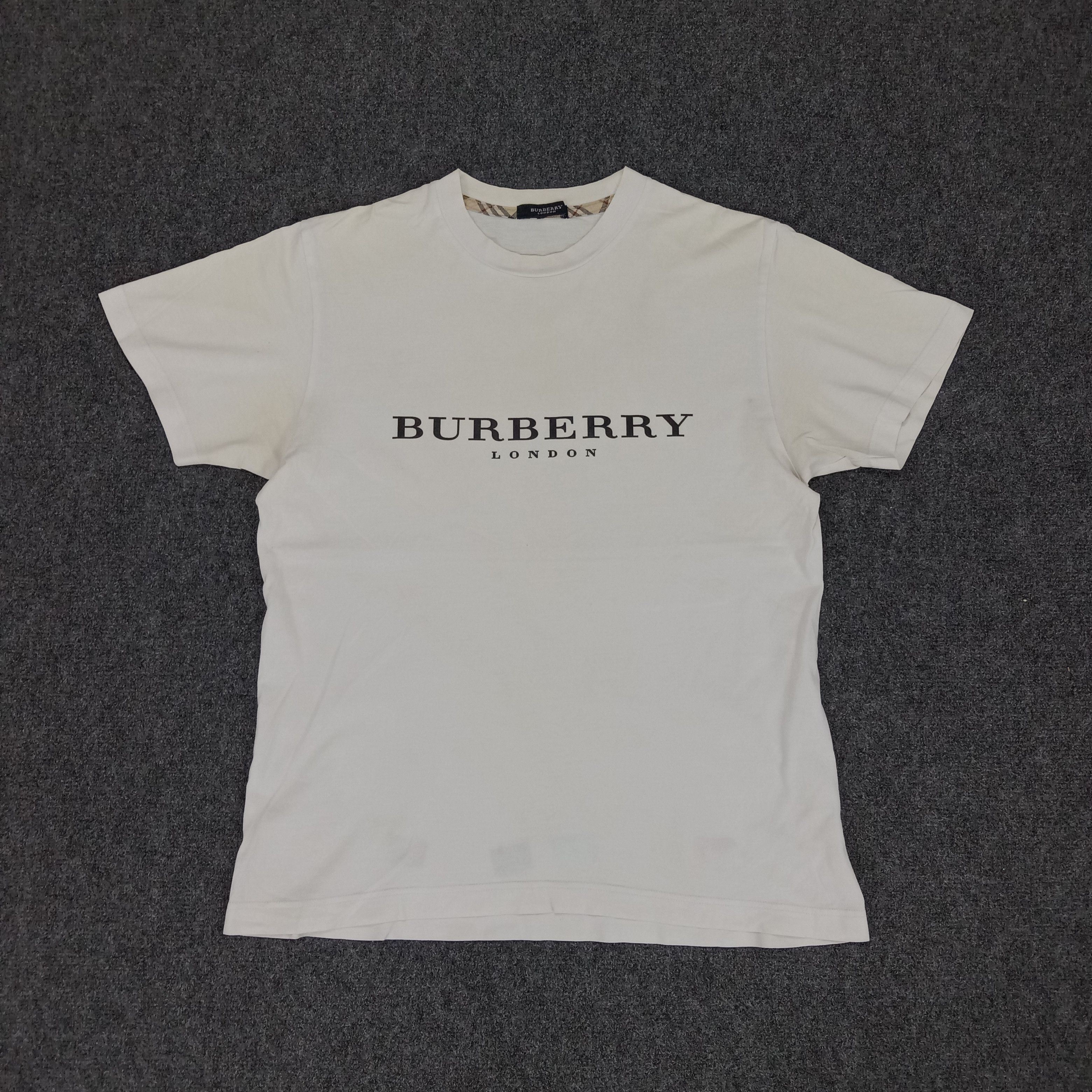 Burberry × Vintage Burberry London Luxury Brand Tshirt Size M / US 6-8 / IT 42-44 - 1 Thumbnail