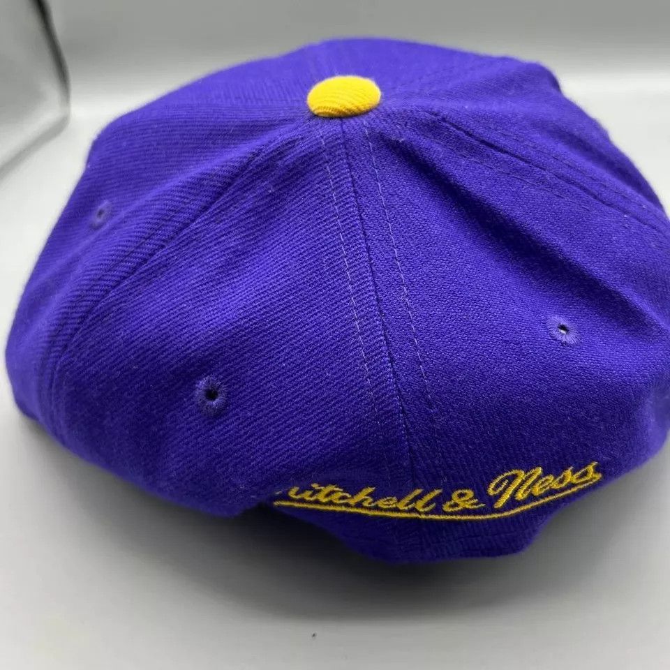 Mitchell & Ness Los Angeles LA Lakers Hat Men The Finals 2009 Snap Back Cap Size ONE SIZE - 7 Thumbnail