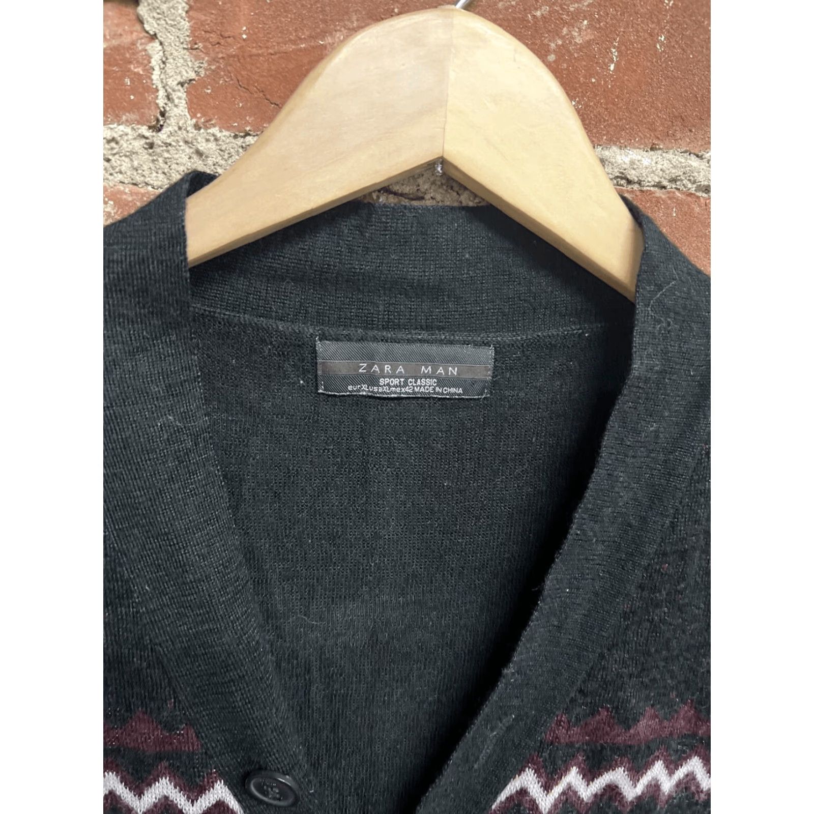 Zara Zara Man Sport Classic Wool Blend Cardigan XL Black Mens Sweater Long Sleeve Knitted Knit Regular Cardigan Classic Modern Size US XL / EU 56 / 4 - 2 Thumbnail