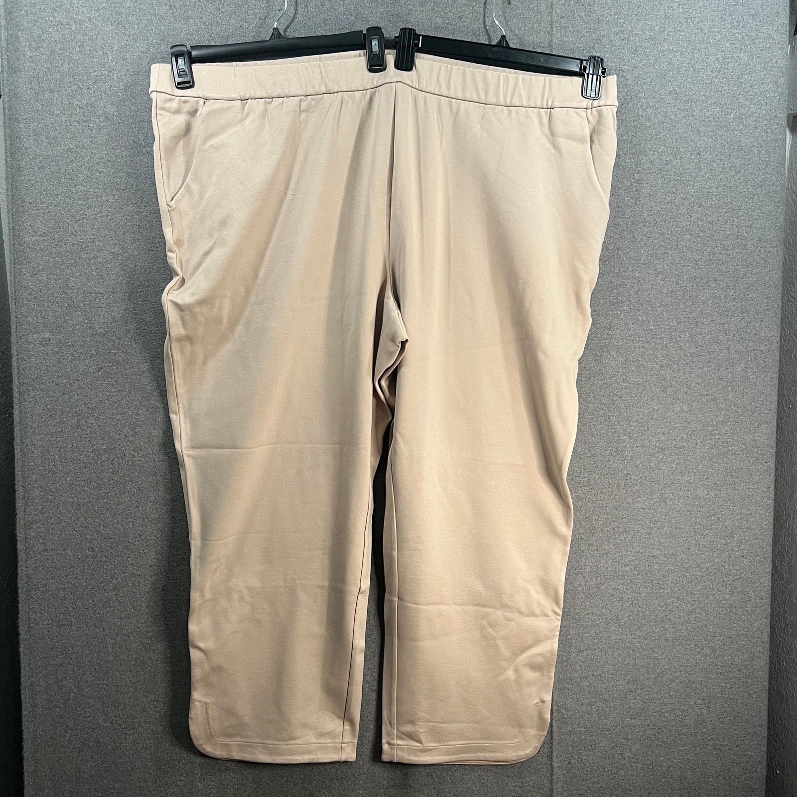 Other Isaac Mizrahi Live! Pants Elements 24/7 Stretch Knit Strai Size 42" / US 20 - 1 Thumbnail
