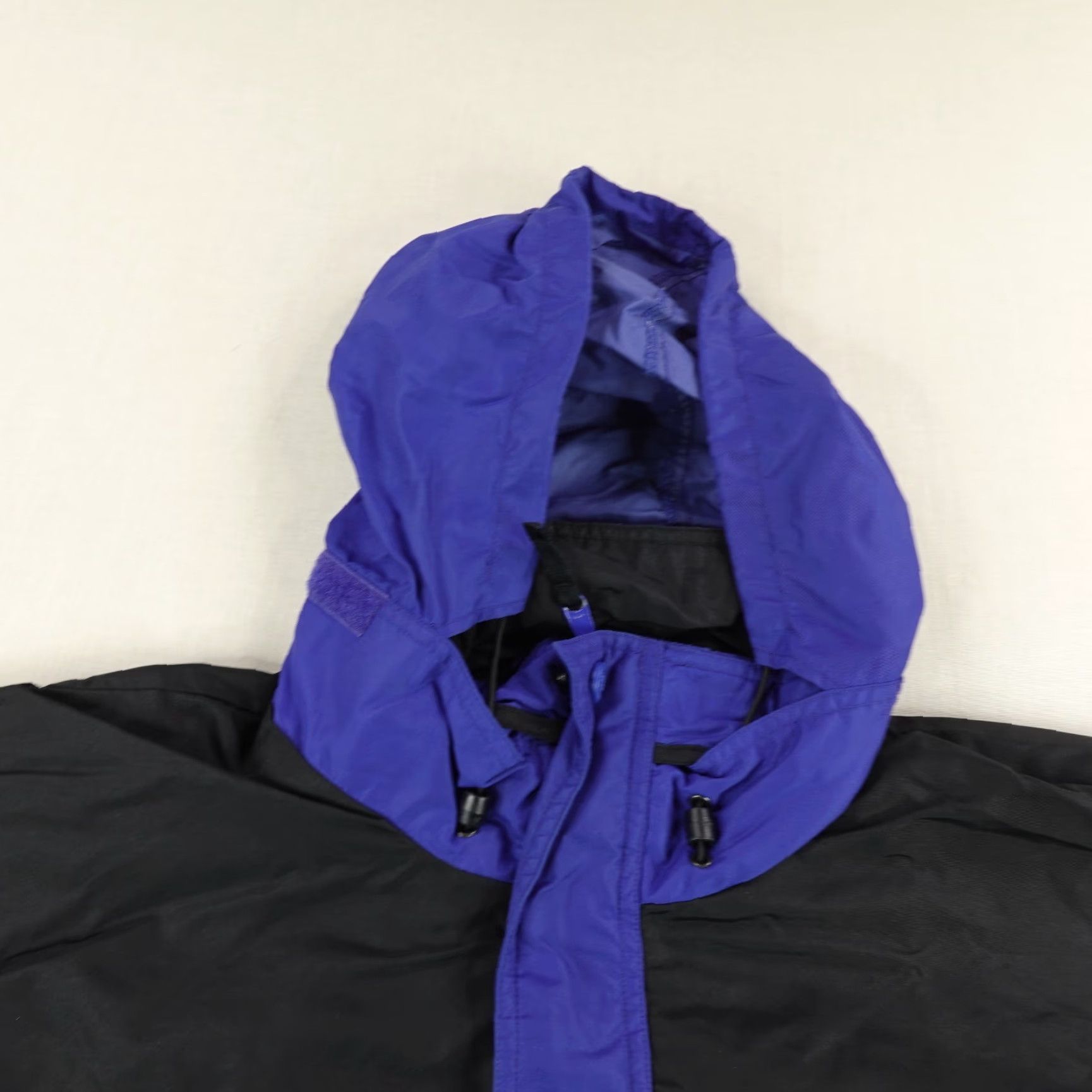 Vintage VINTAGE Columbia Waterproof Rain Jacket Mens Large Blue Outdoor Windproof Padded Hiking Size US L / EU 52-54 / 3 - 2 Thumbnail