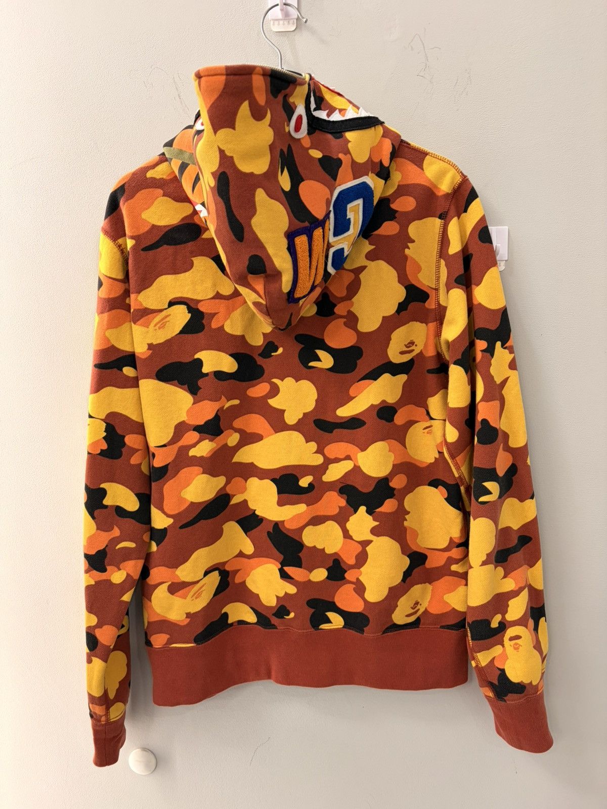 Bape Orange Camo Bape Fullzip Shark Hoodie Size US L / EU 52-54 / 3 - 5 Thumbnail