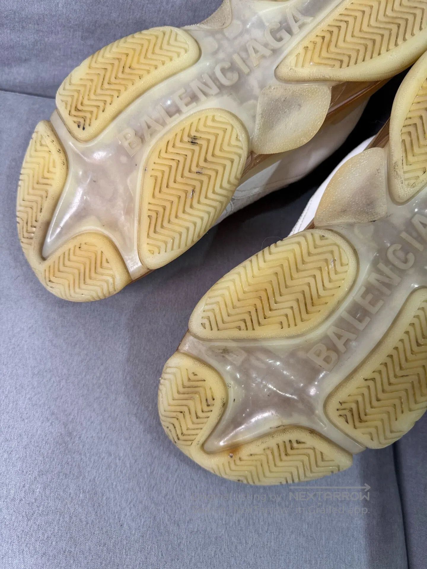 Balenciaga Balenciaga Triple S Cream Sneakers Size 42. Size US 9 / EU 42 - 7 Thumbnail