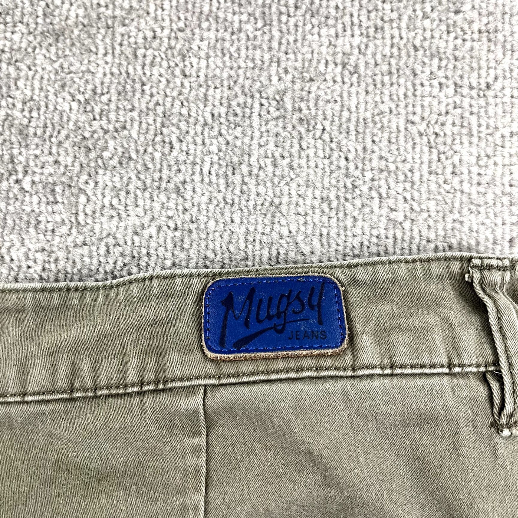 Olive MUGSY Pants Mens 40 x 30 Straight OLIVES Washed Green Gray Stretch Chino Travel Size US 40 / EU 56 - 7 Thumbnail