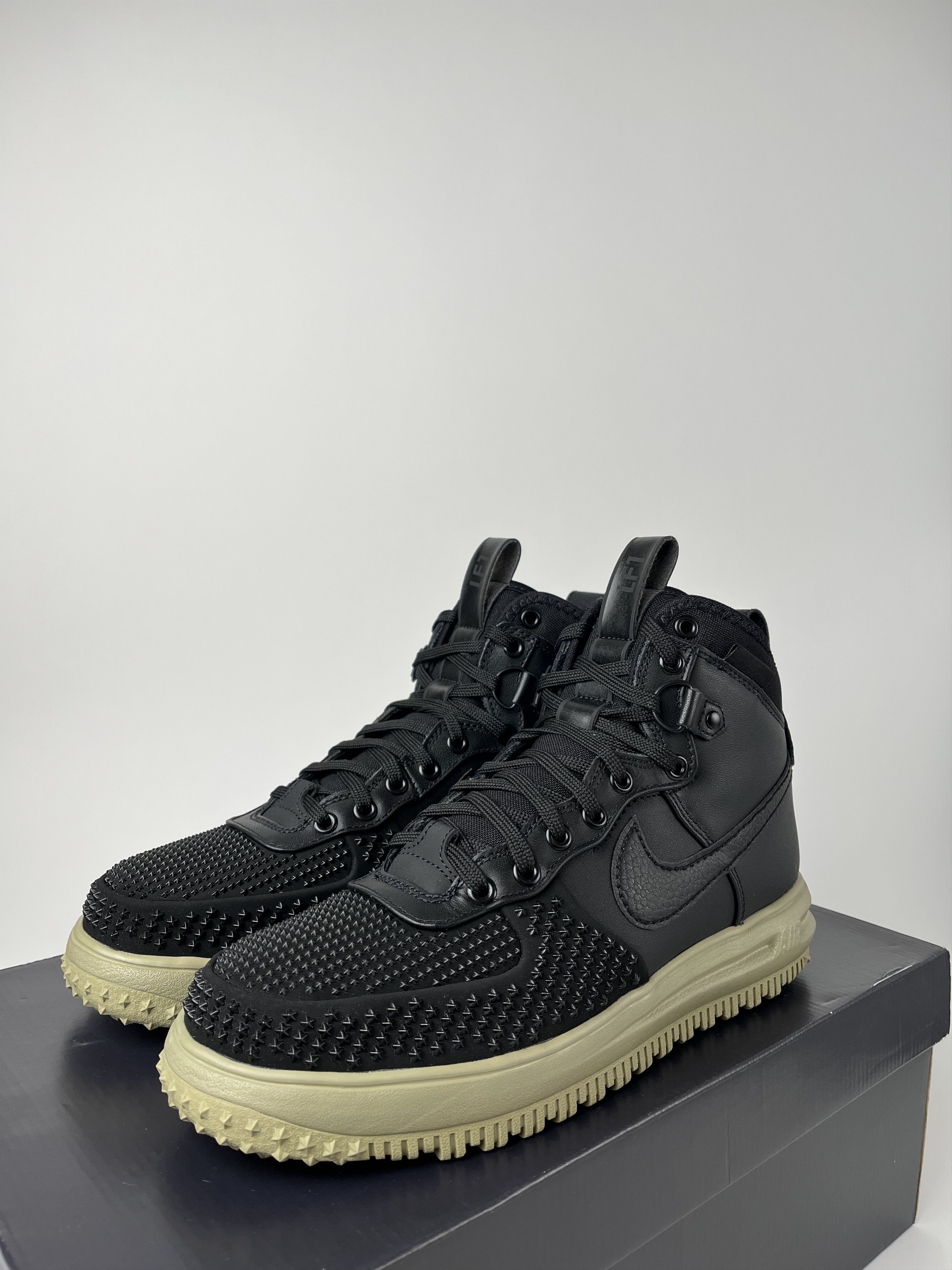 Nike High-top sneakers Nike Lunar Force 1 Duckboot Size US 11 / EU 44 - 1 Thumbnail